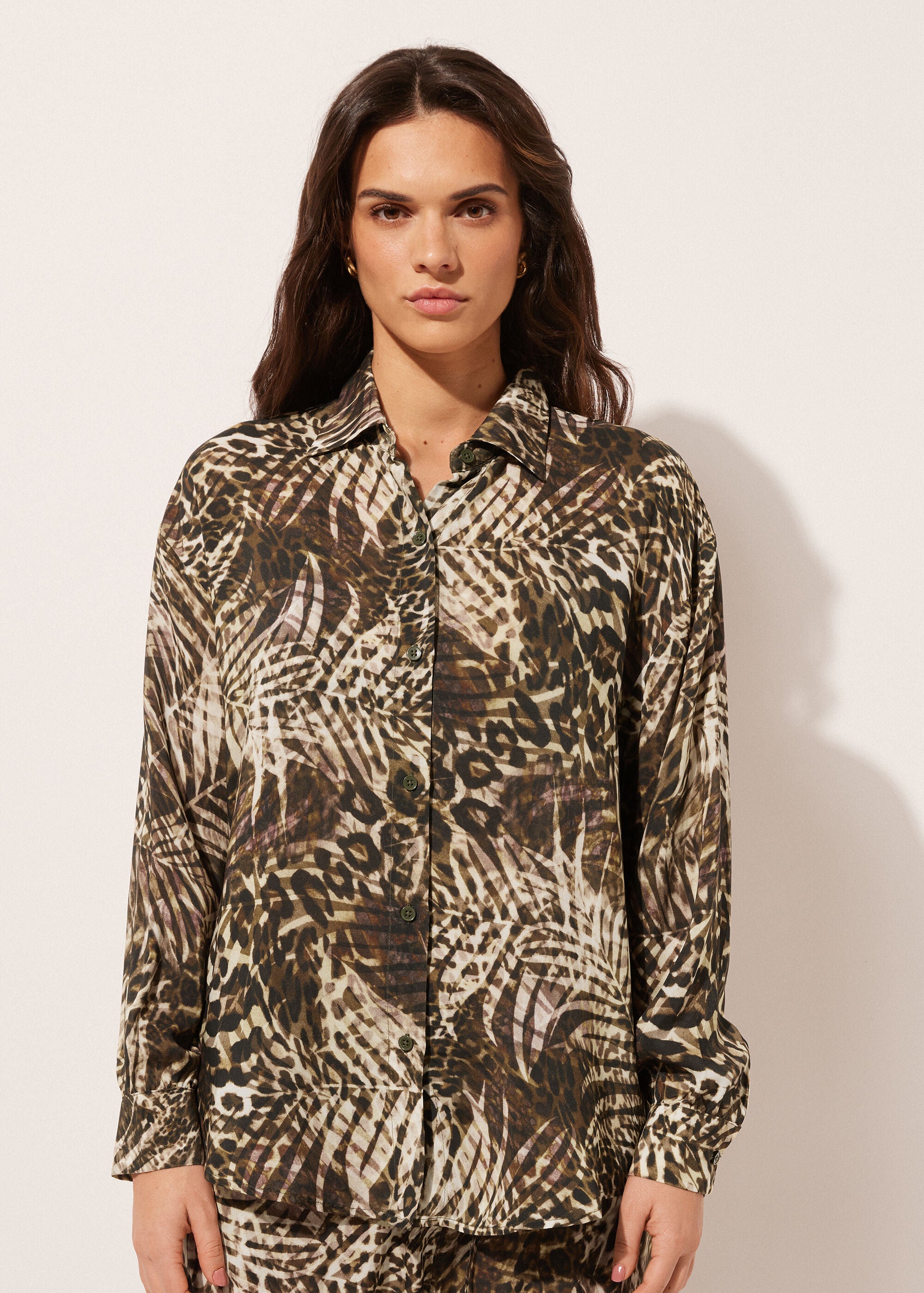 חולצה מכופתרת הדפס עם הדפס Tropical Animalier