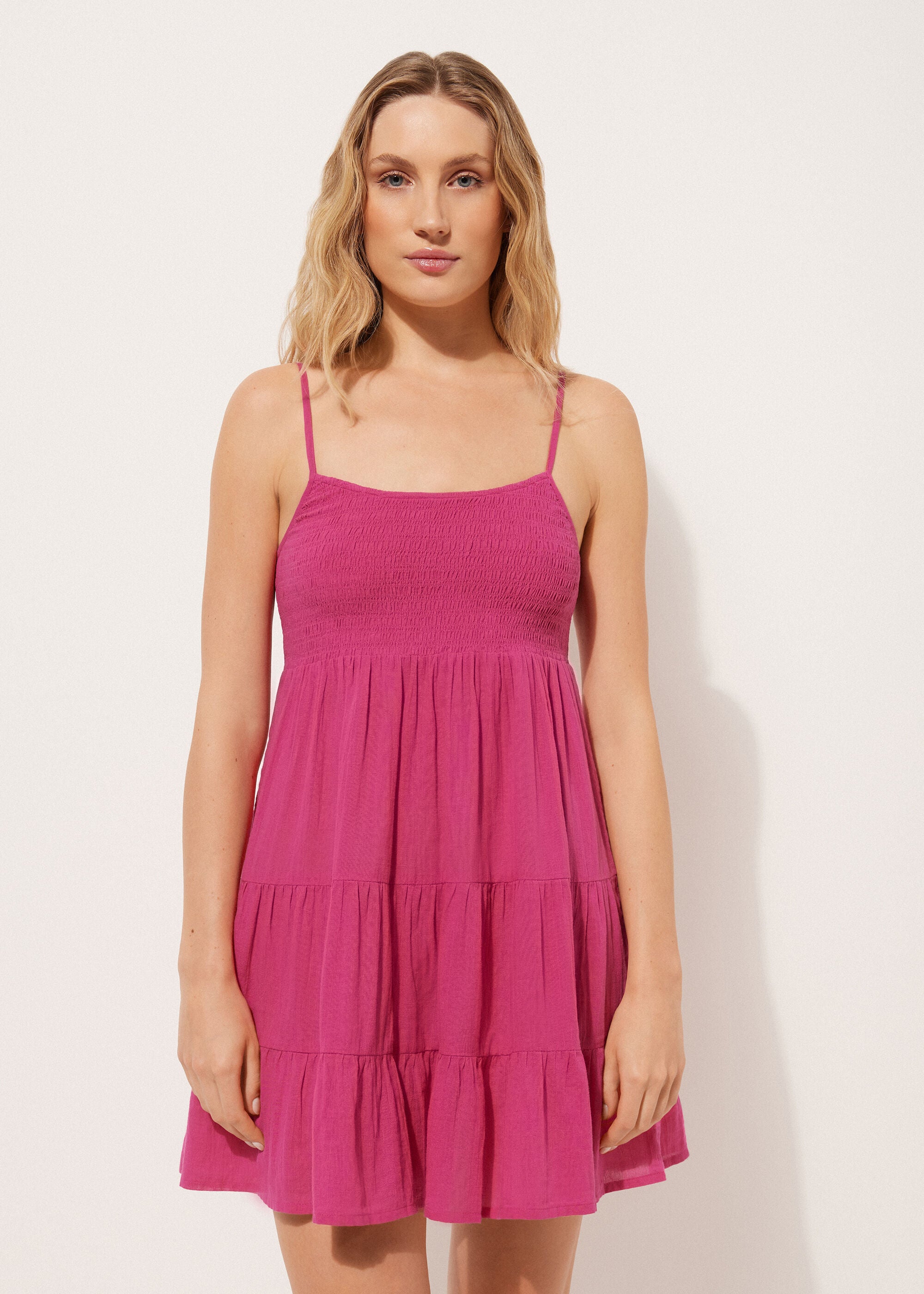 שמלת ראפלס קצרה