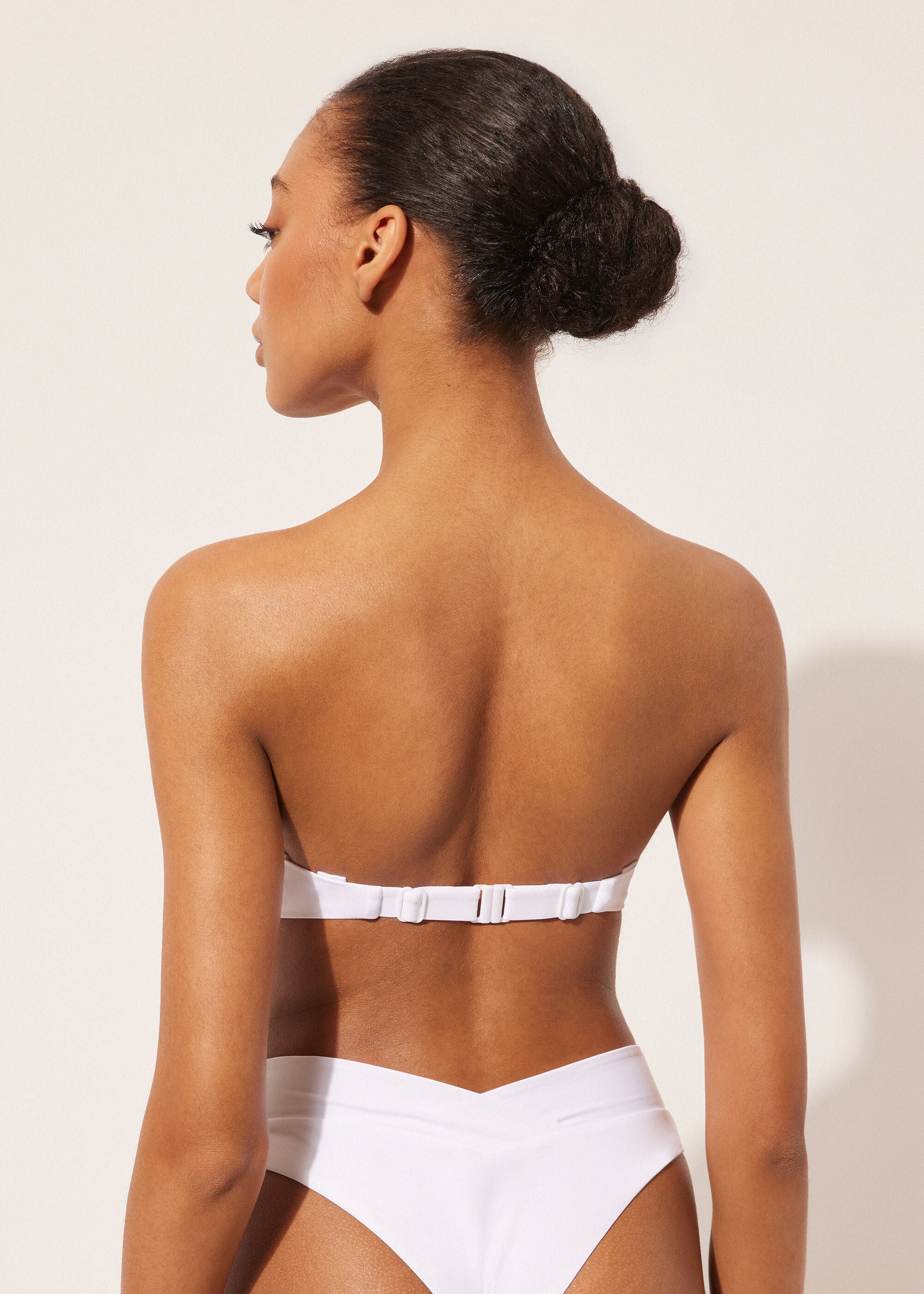 חזיית סטרפלס ביקיני Indonesia