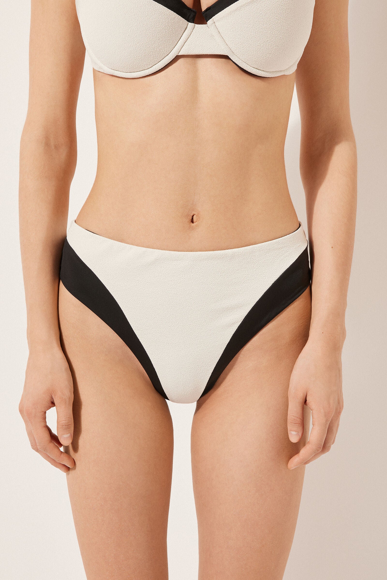 תחתוני ביקיני High-Waisted Double