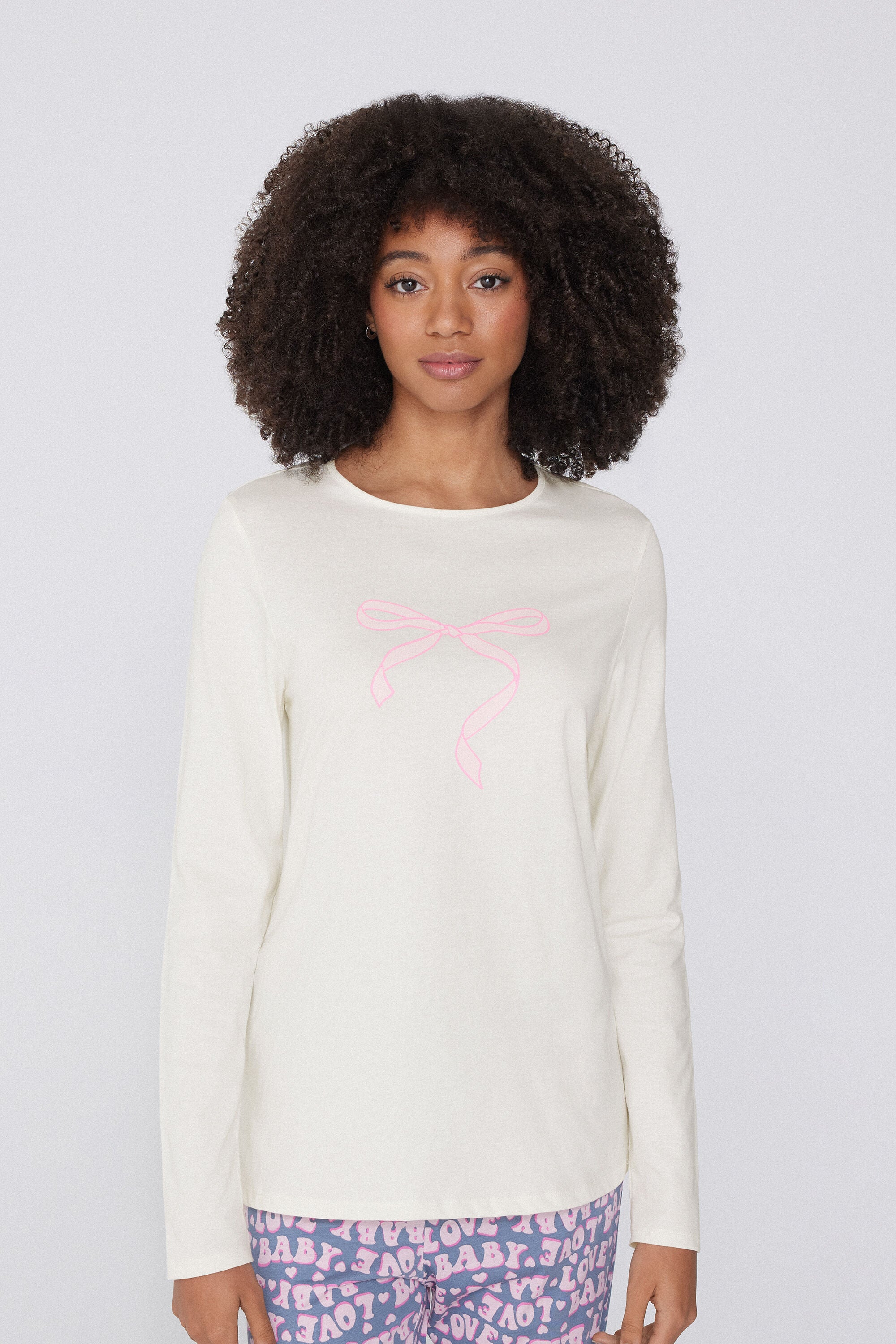 חולצה ארוכה בהדפס פפיון