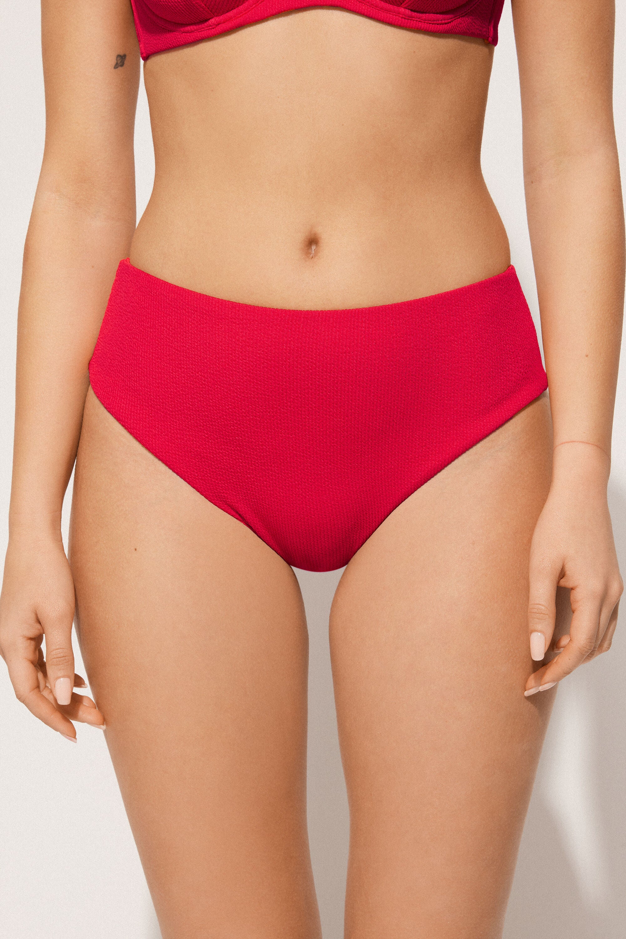 תחתוני ביקיני ברזילאיים High-Waist