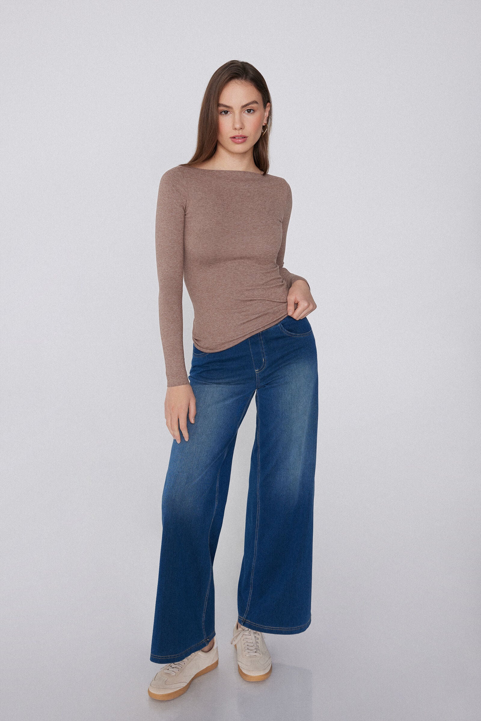 חולצה תרמית Invisible עם מפתח סירה