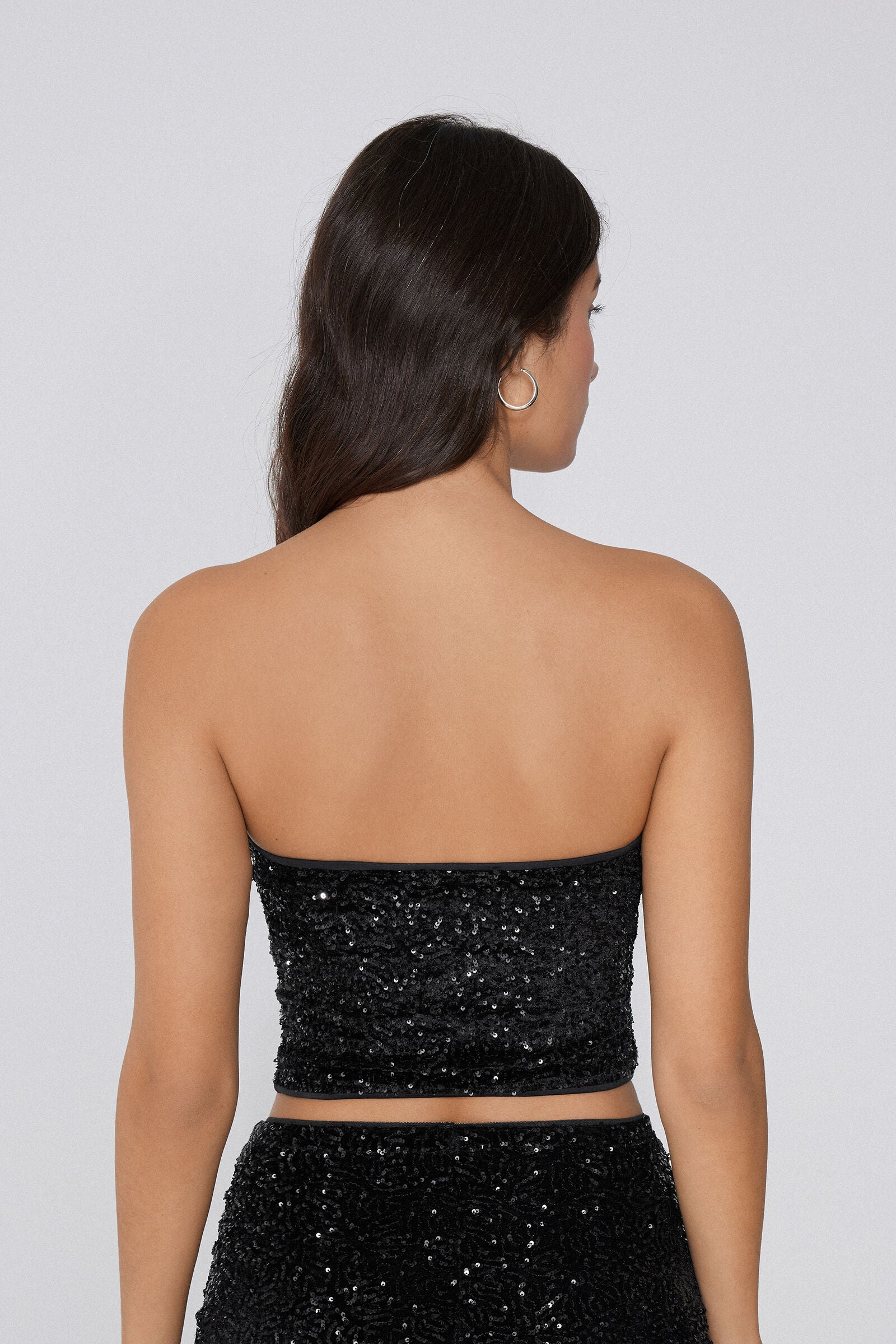 קרופ טופ סטרפלס פייטים