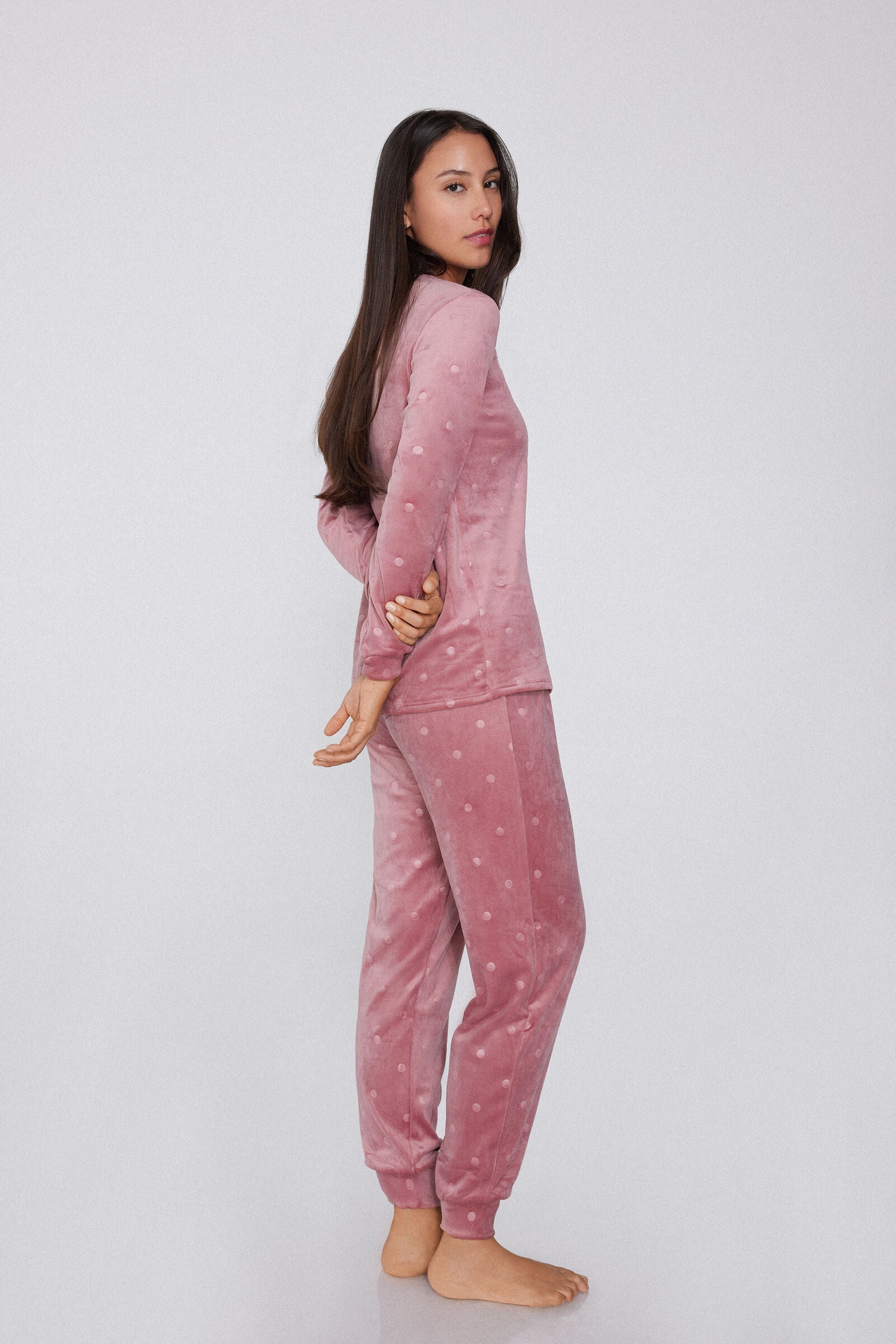 פיג'מה ארוכה עם הדפס