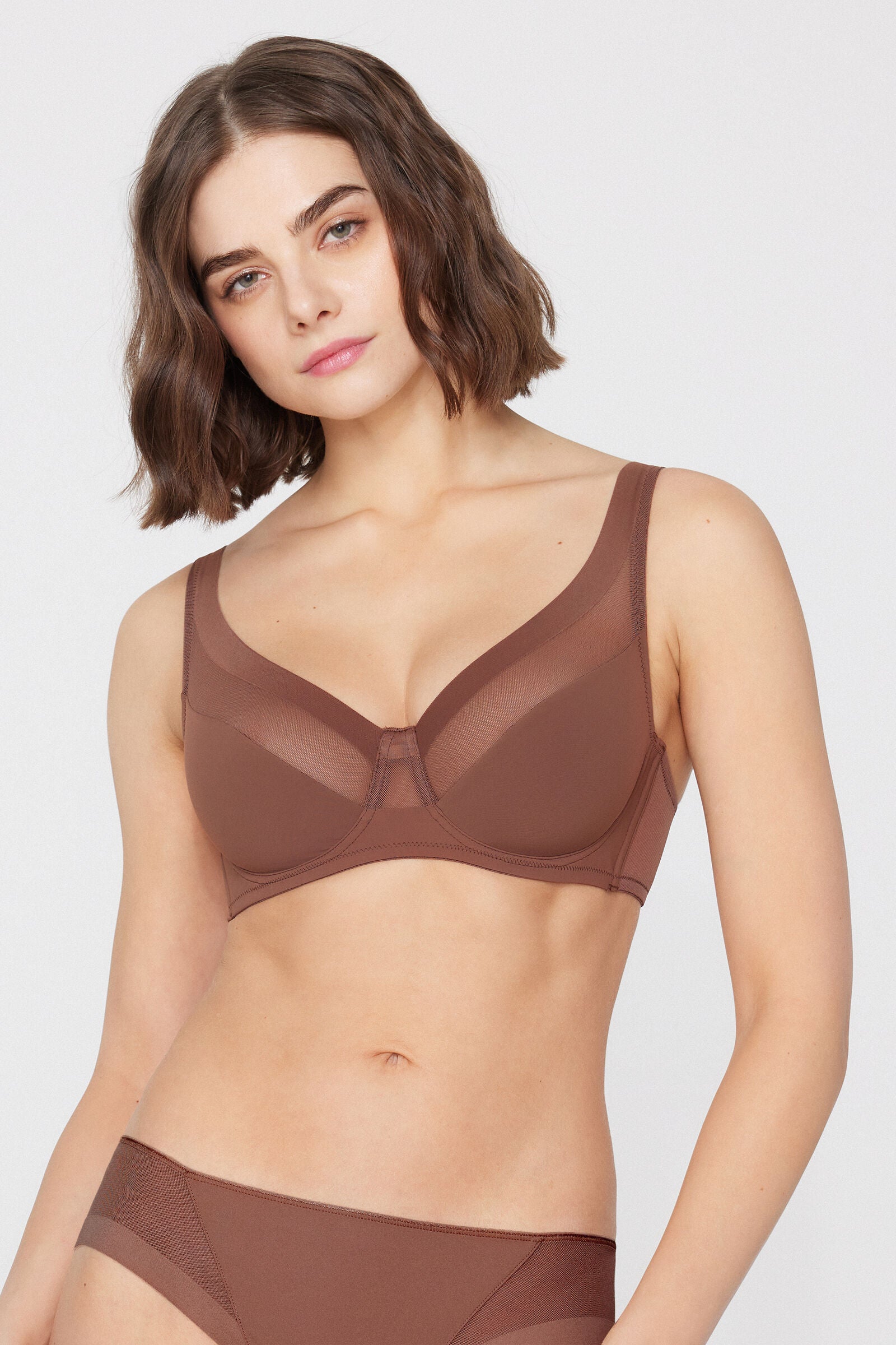 חזיית בלקונט מבד טול Paris Essential
