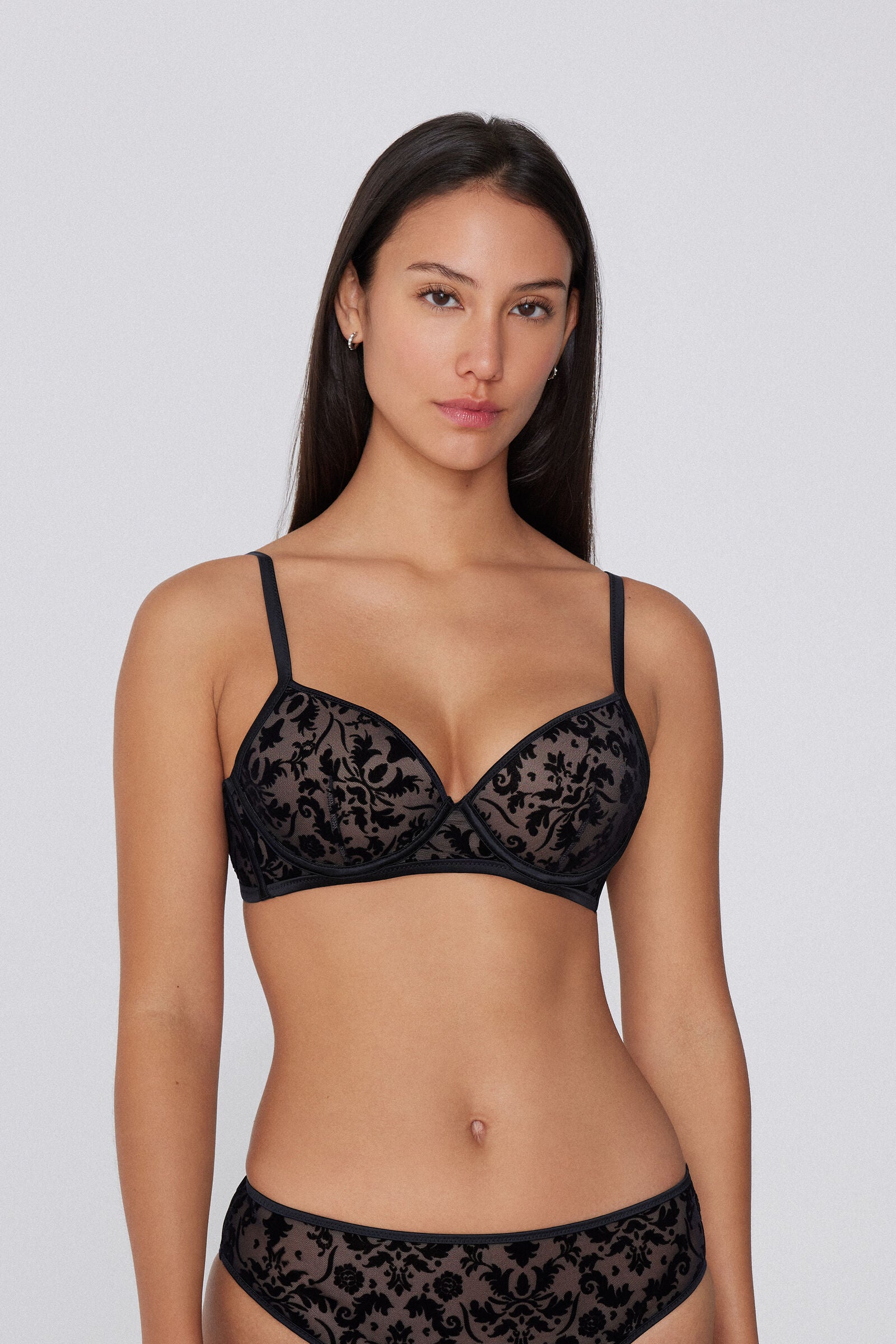 חזיית פוש אפ Berlin Velvet Noir