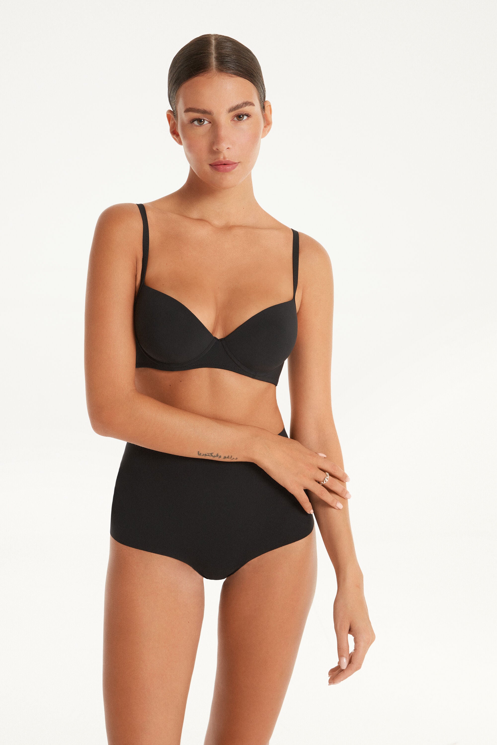 חזיית בלקונט Wien