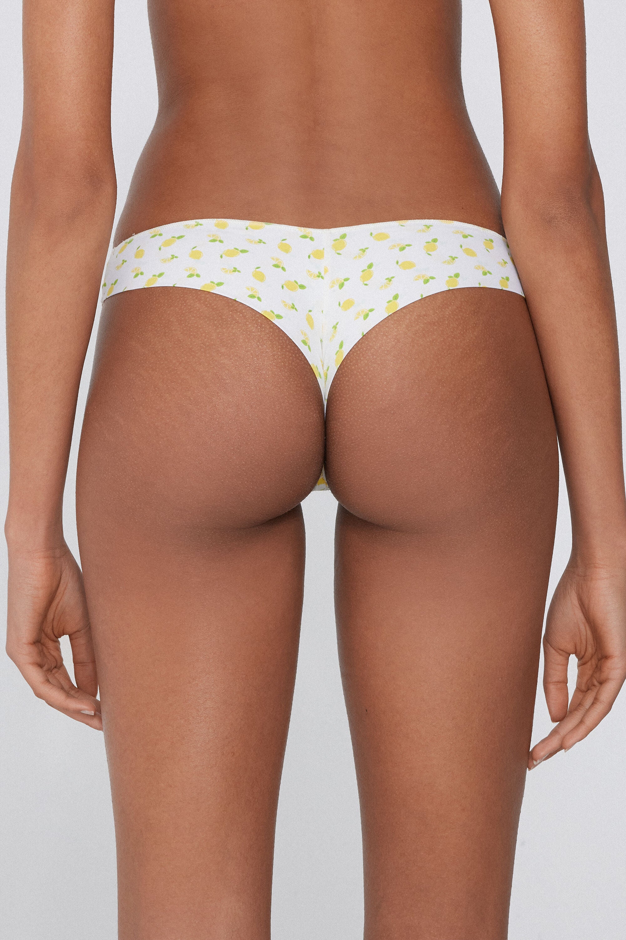 תחתונים ברזילאיים עם הדפס לימונים