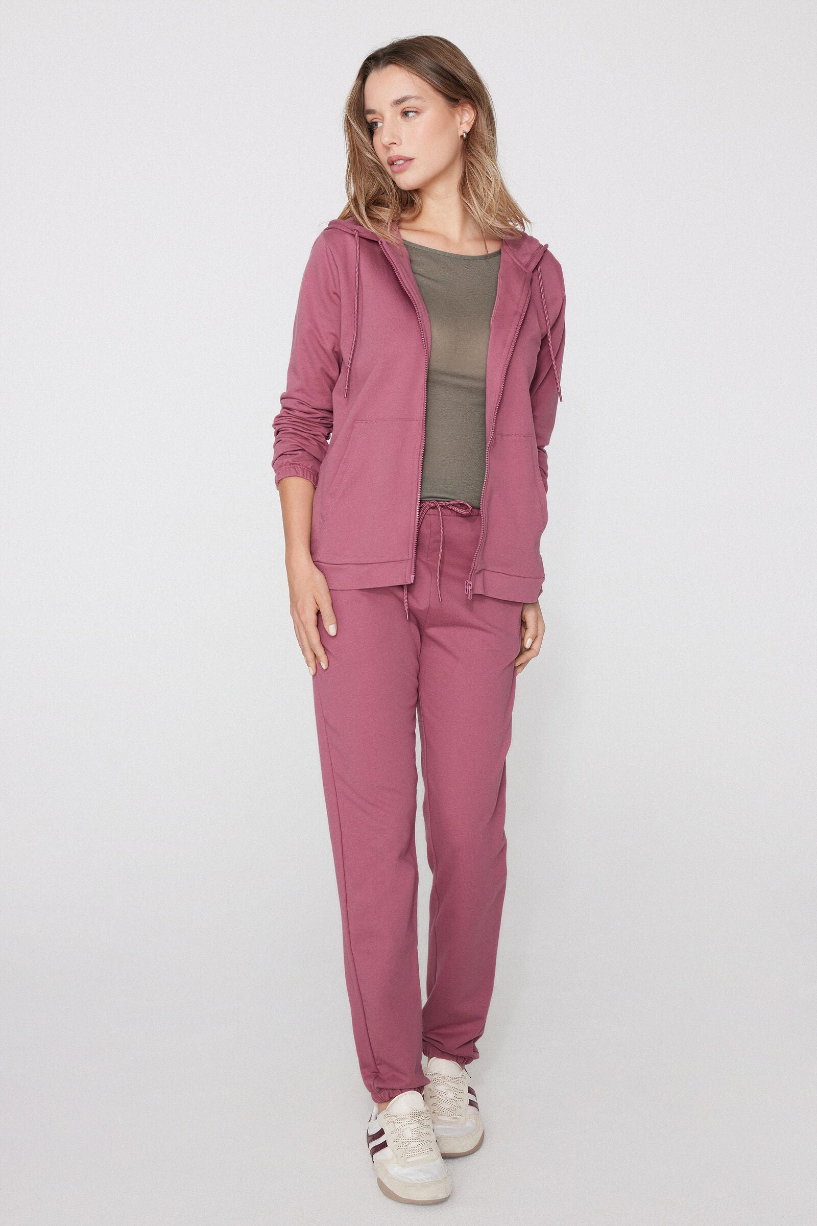 מכנסי טרנינג