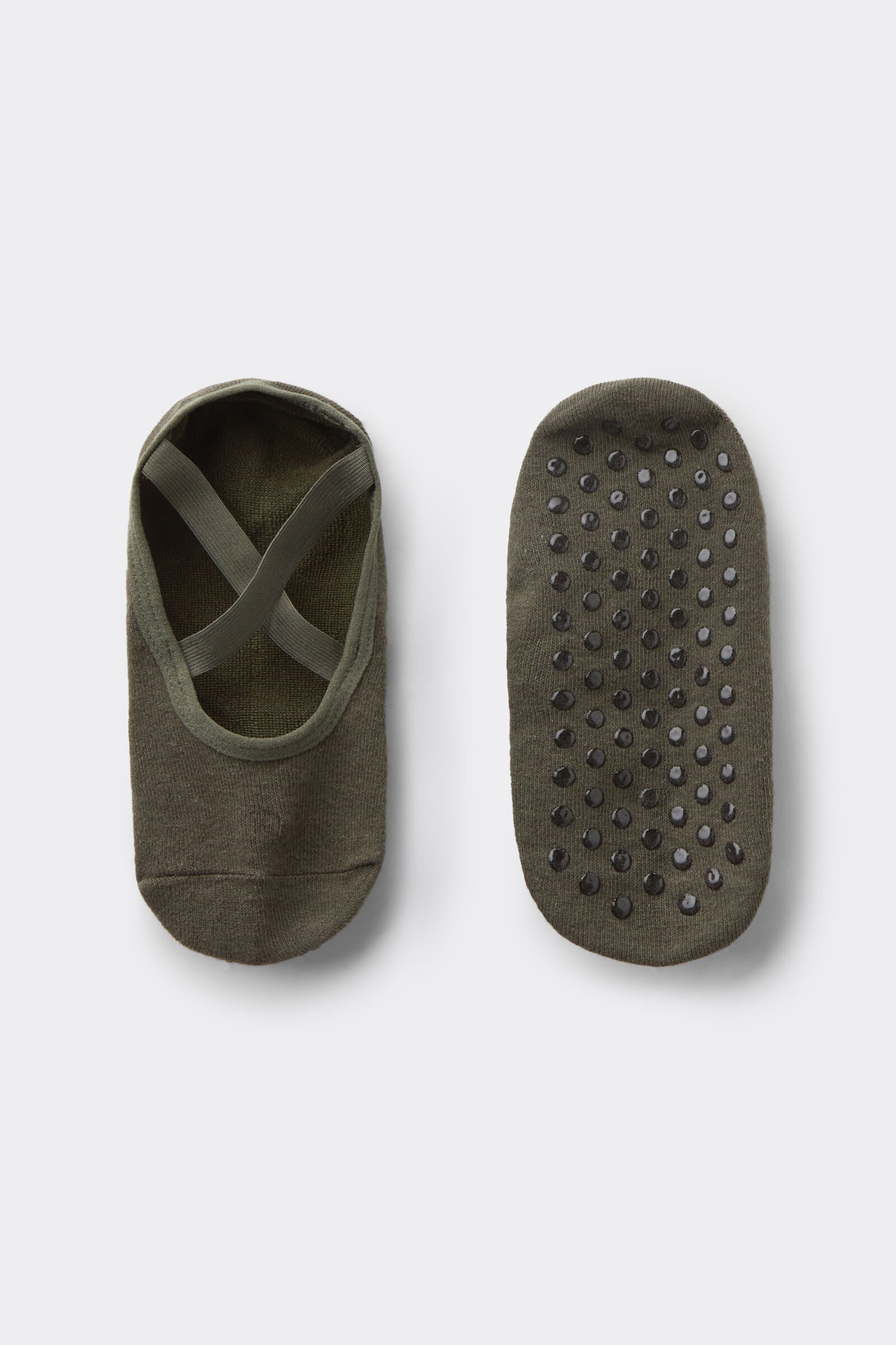 גרביים נגד החלקה