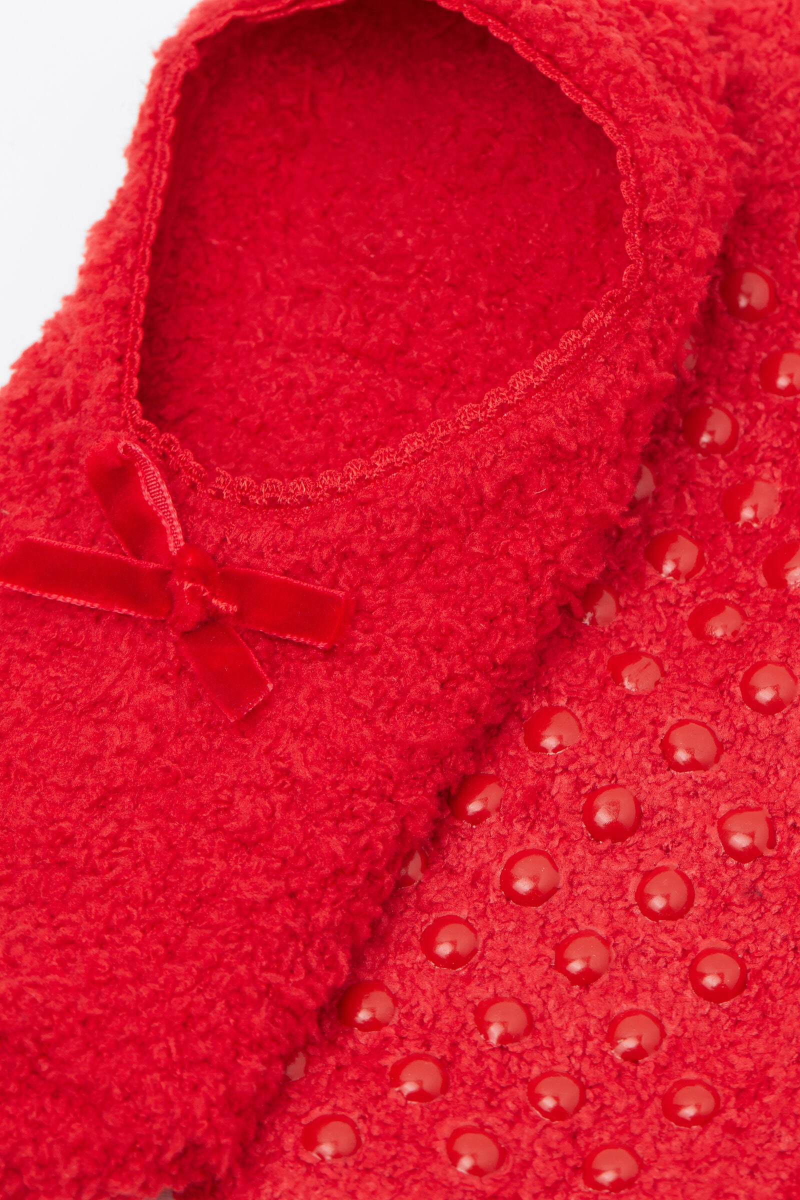 גרבי בית נגד החלקה