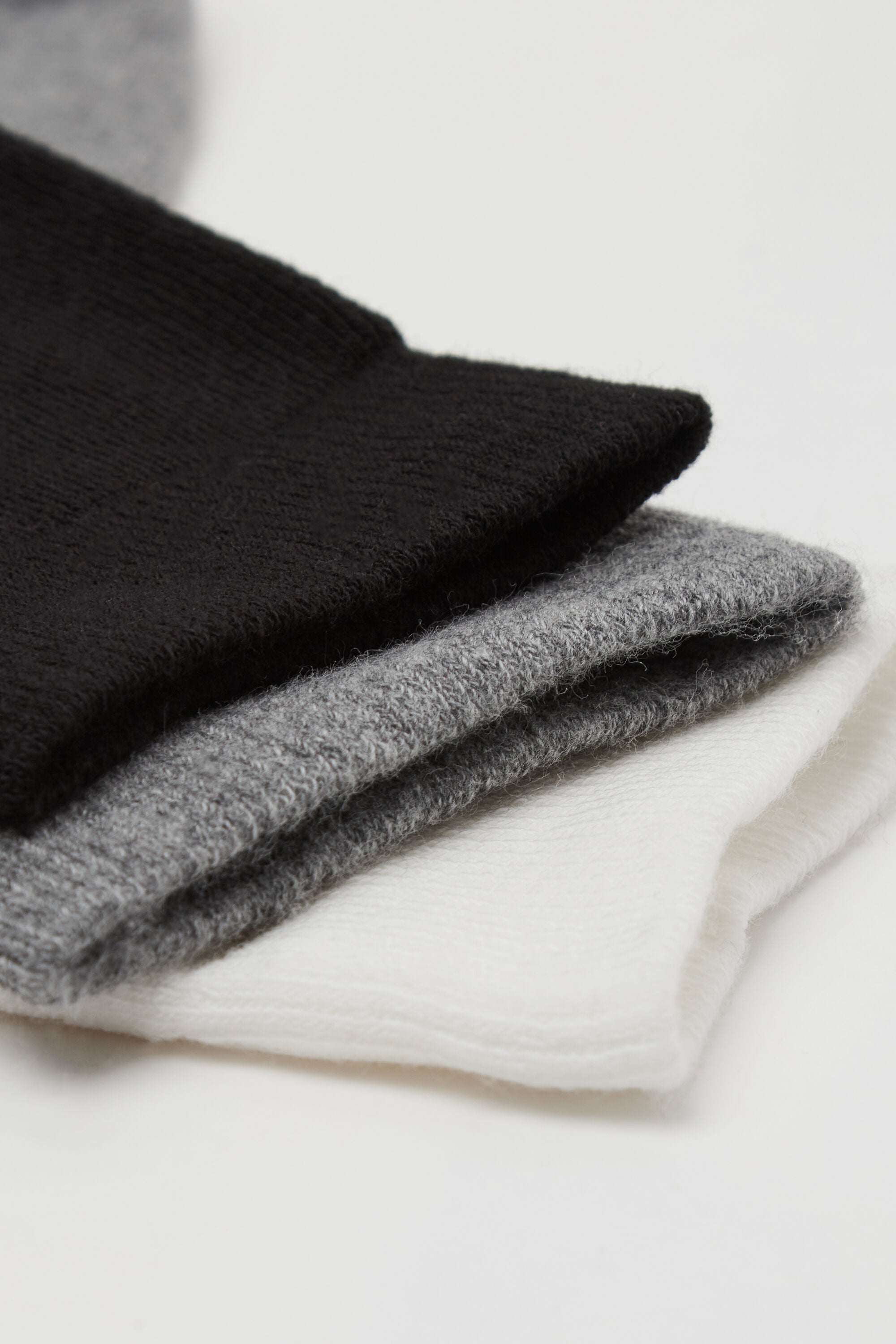 מארז 3 זוגות גרביים תרמיות