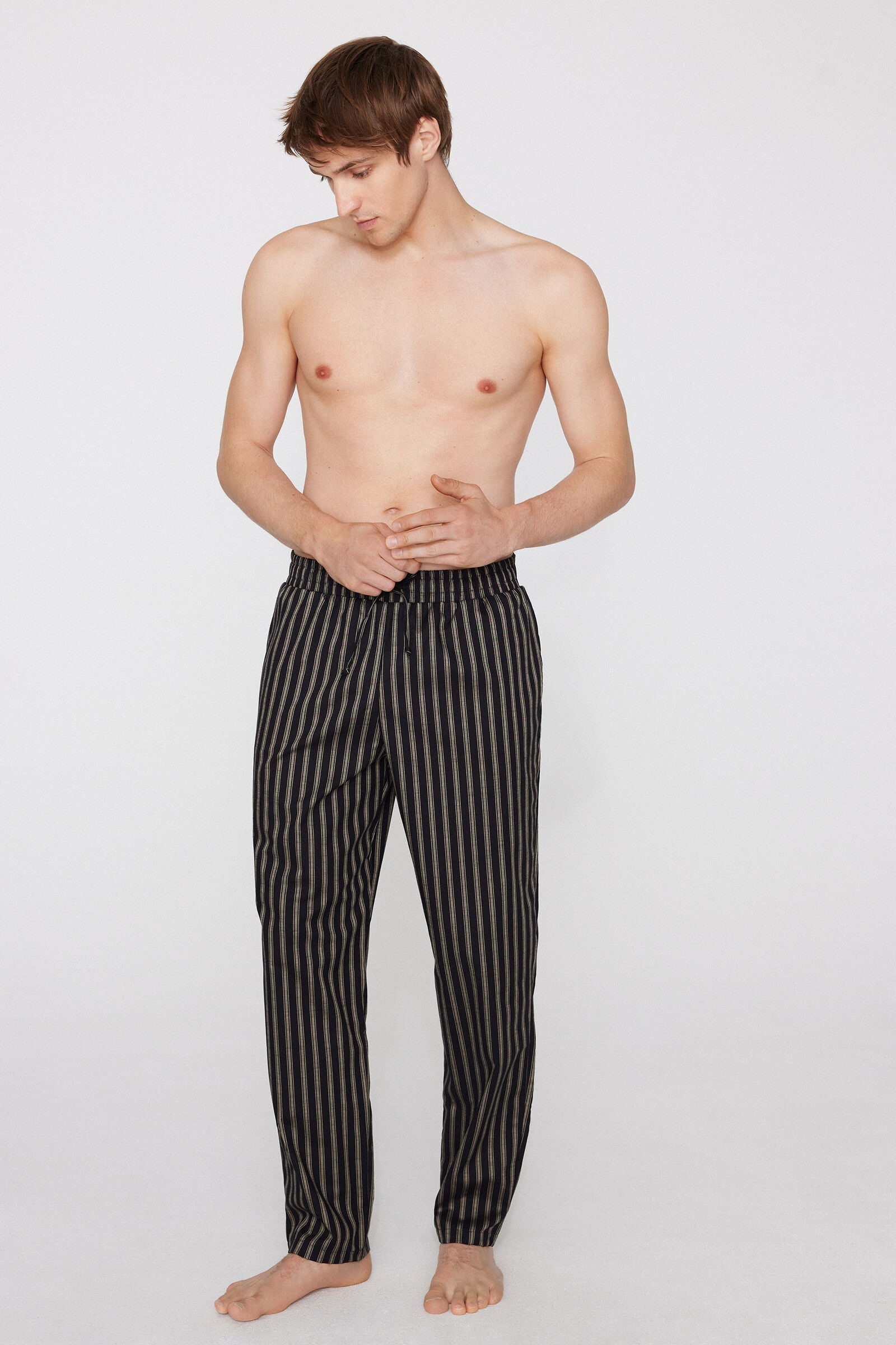 מכנסיים ארוכים