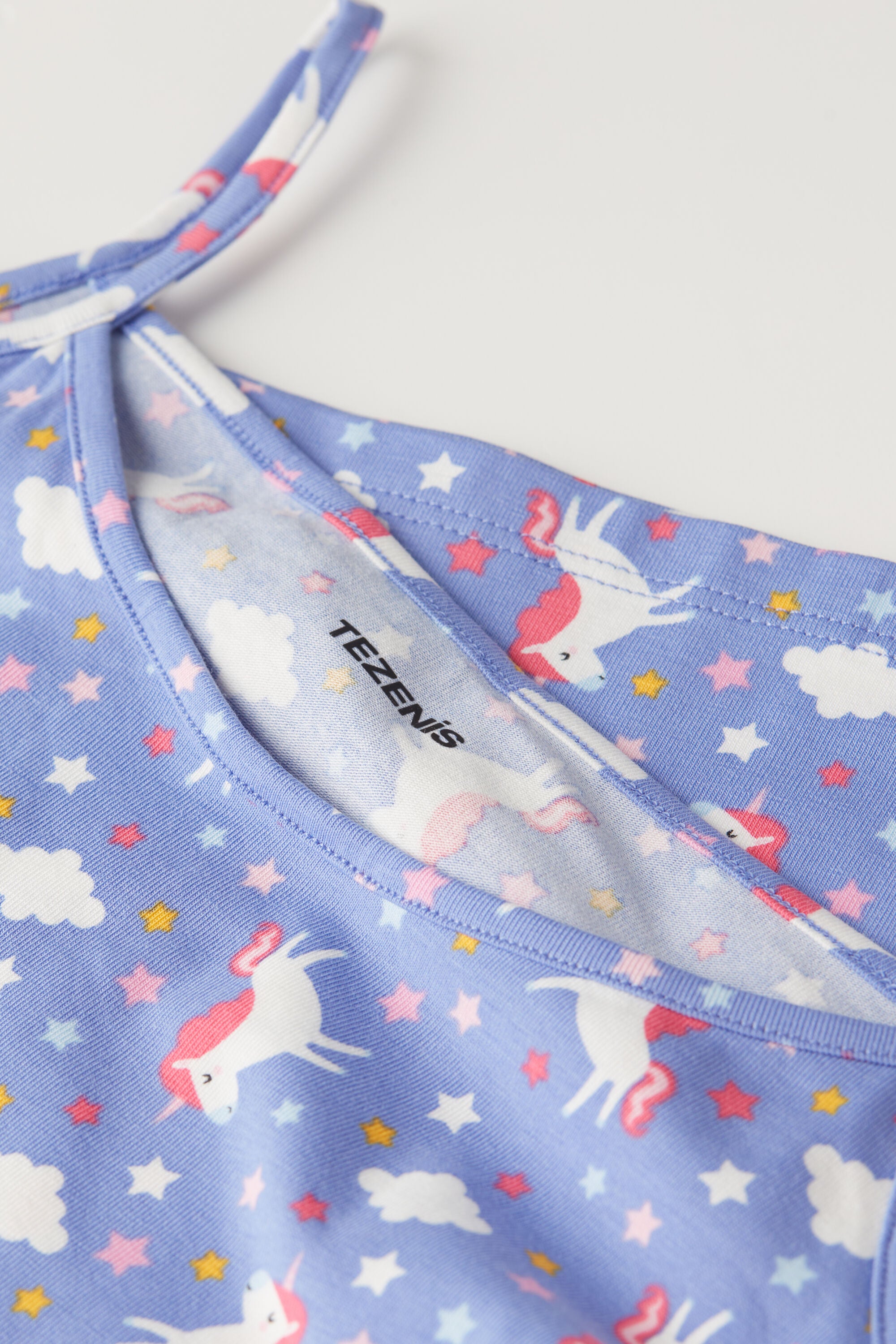 גופיית ספגטי עם הדפס יוניקורן