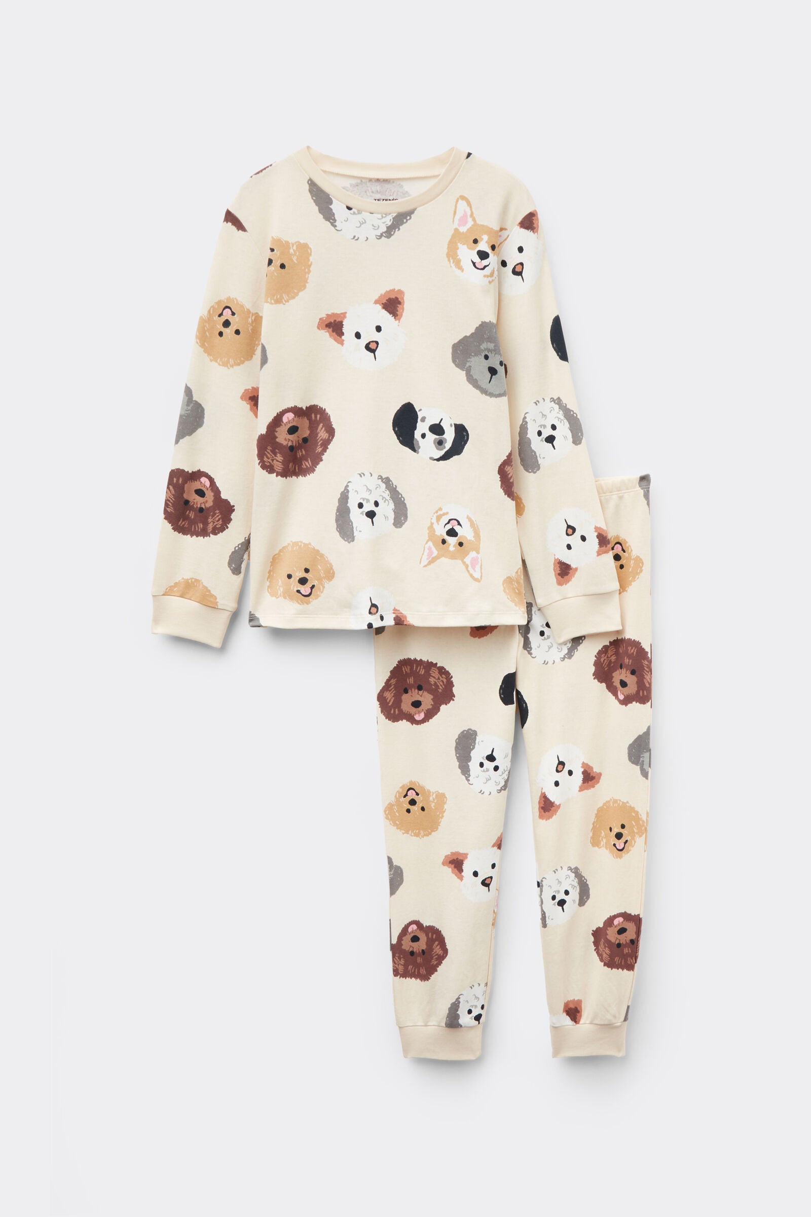 סט פיג'מה לילדות עם הדפס כלבלבים