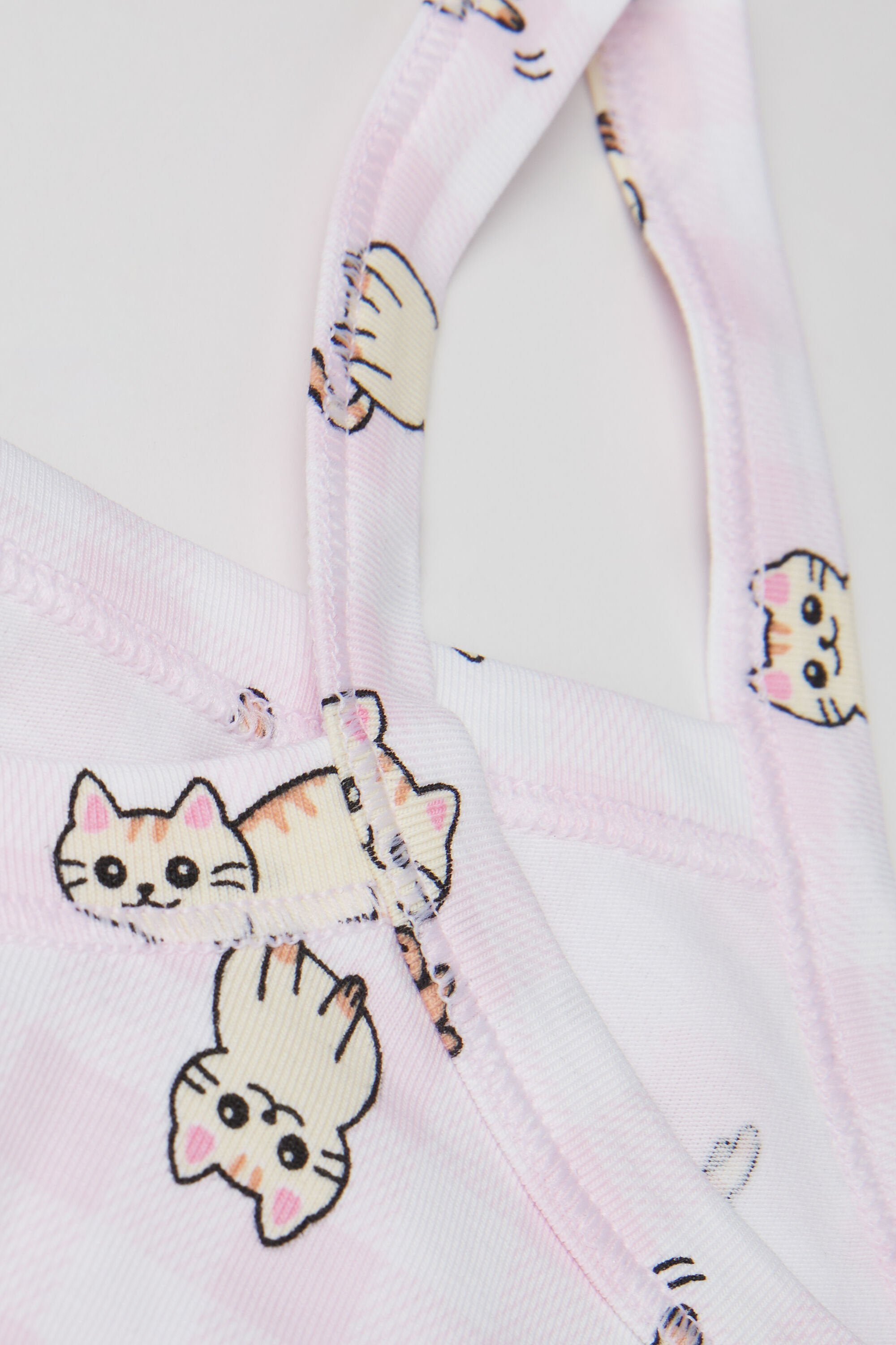 גוזייה עם הדפס חתולים