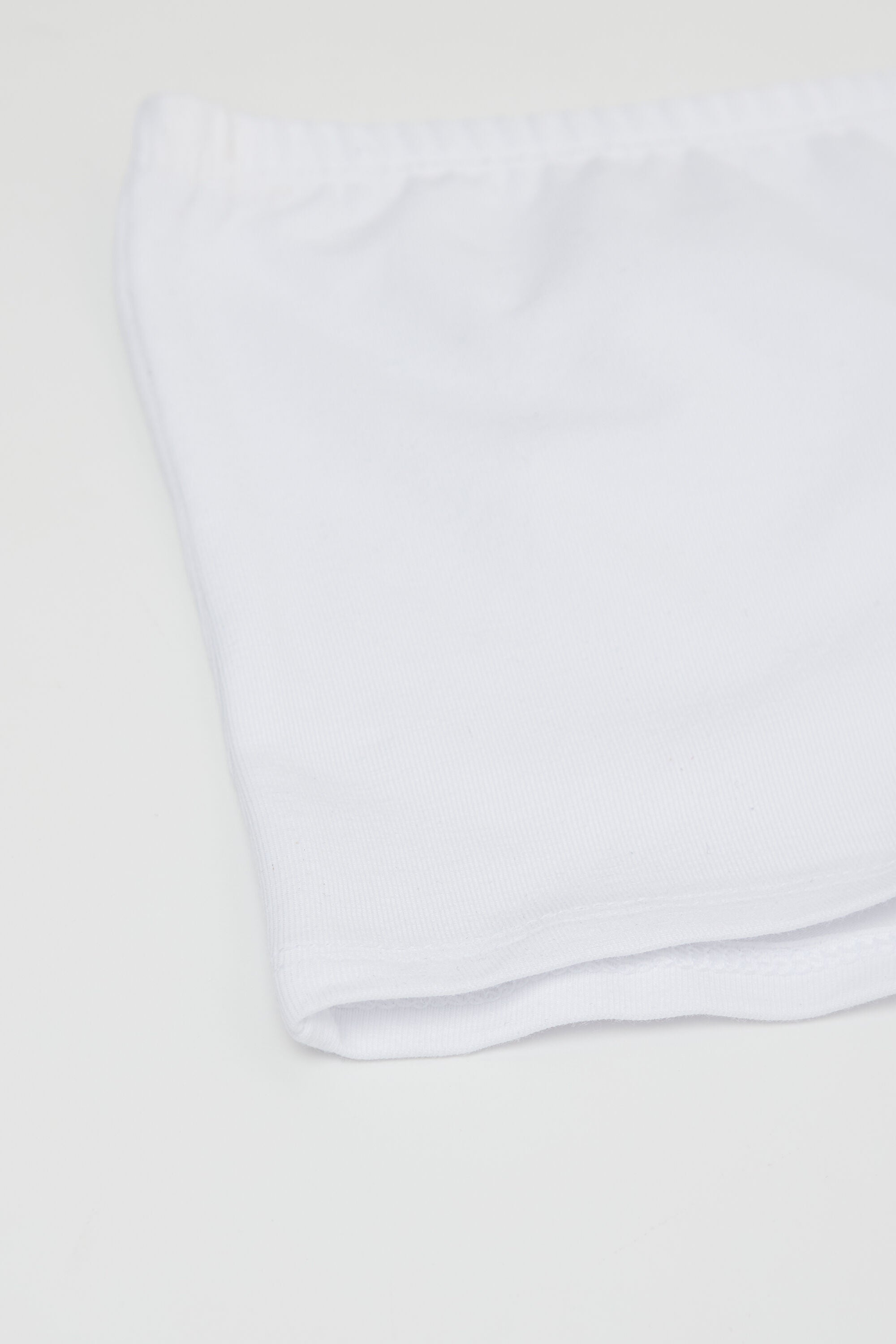 מכנסיים קצרים