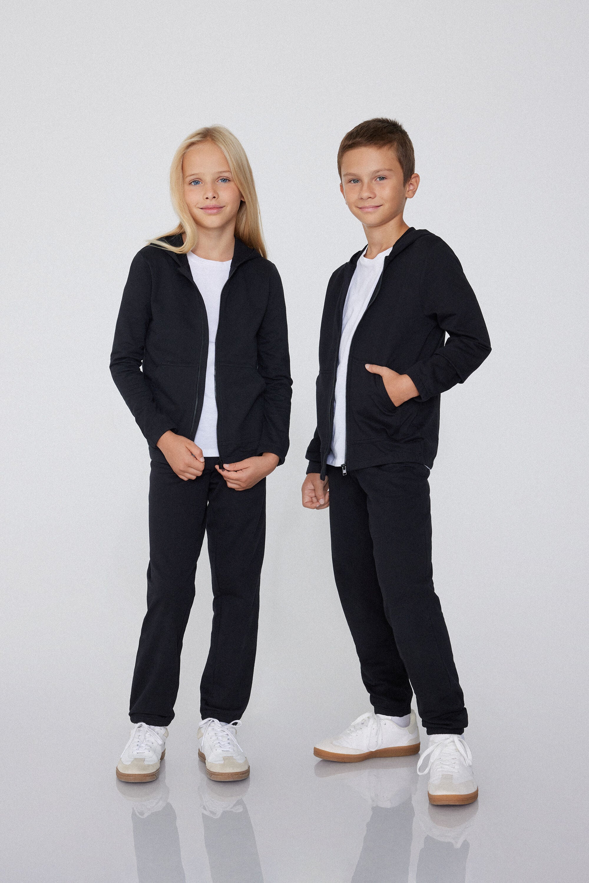 סווטשירט קפוצ'ון