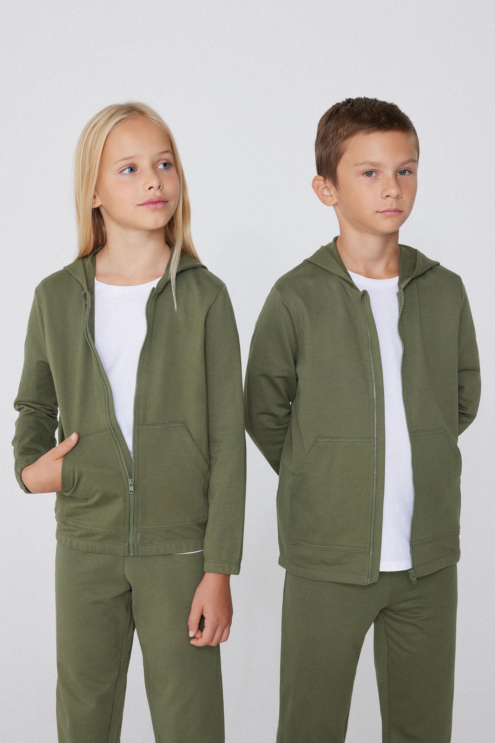 סווטשירט קפוצ'ון יוניסקס