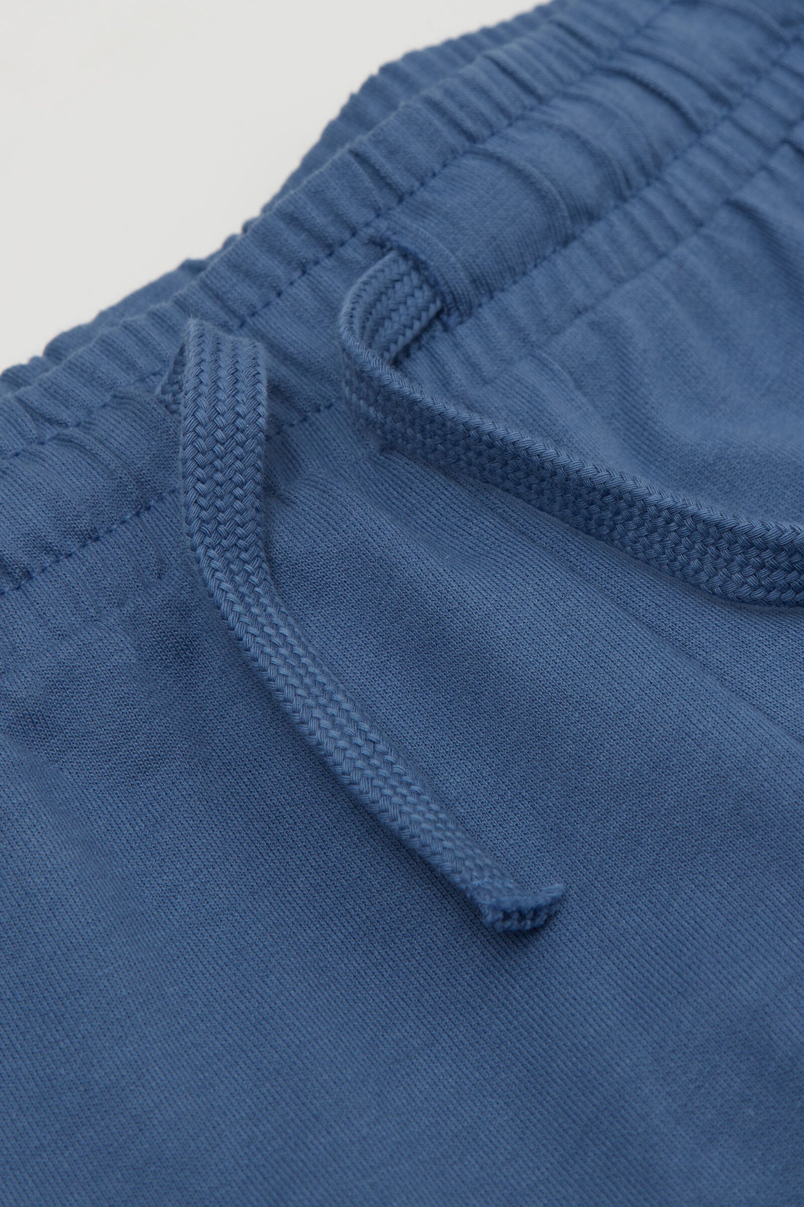 מכנסי טרנינג