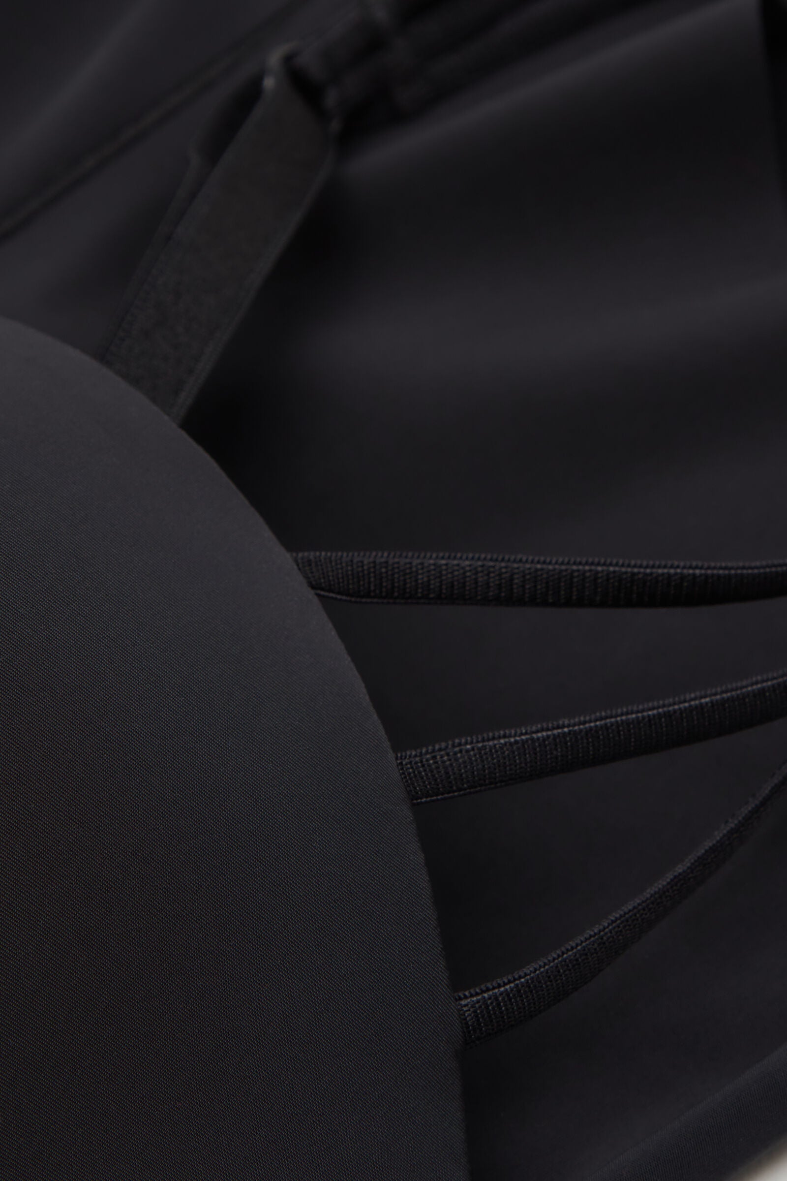 בגד גוף Ilenia אולטרה- לייט מיקרופייבר