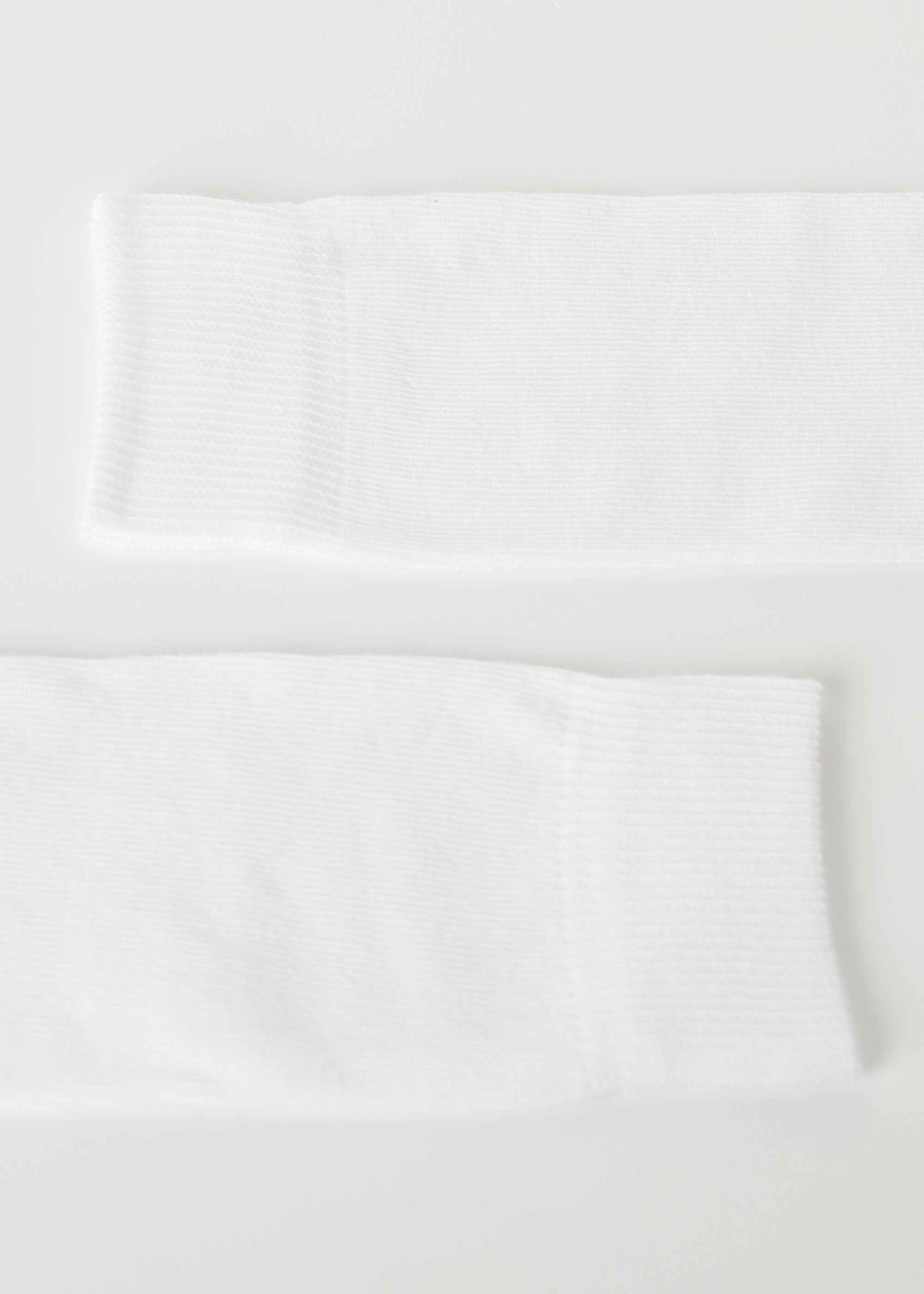 גרבי כותנה ארוכות