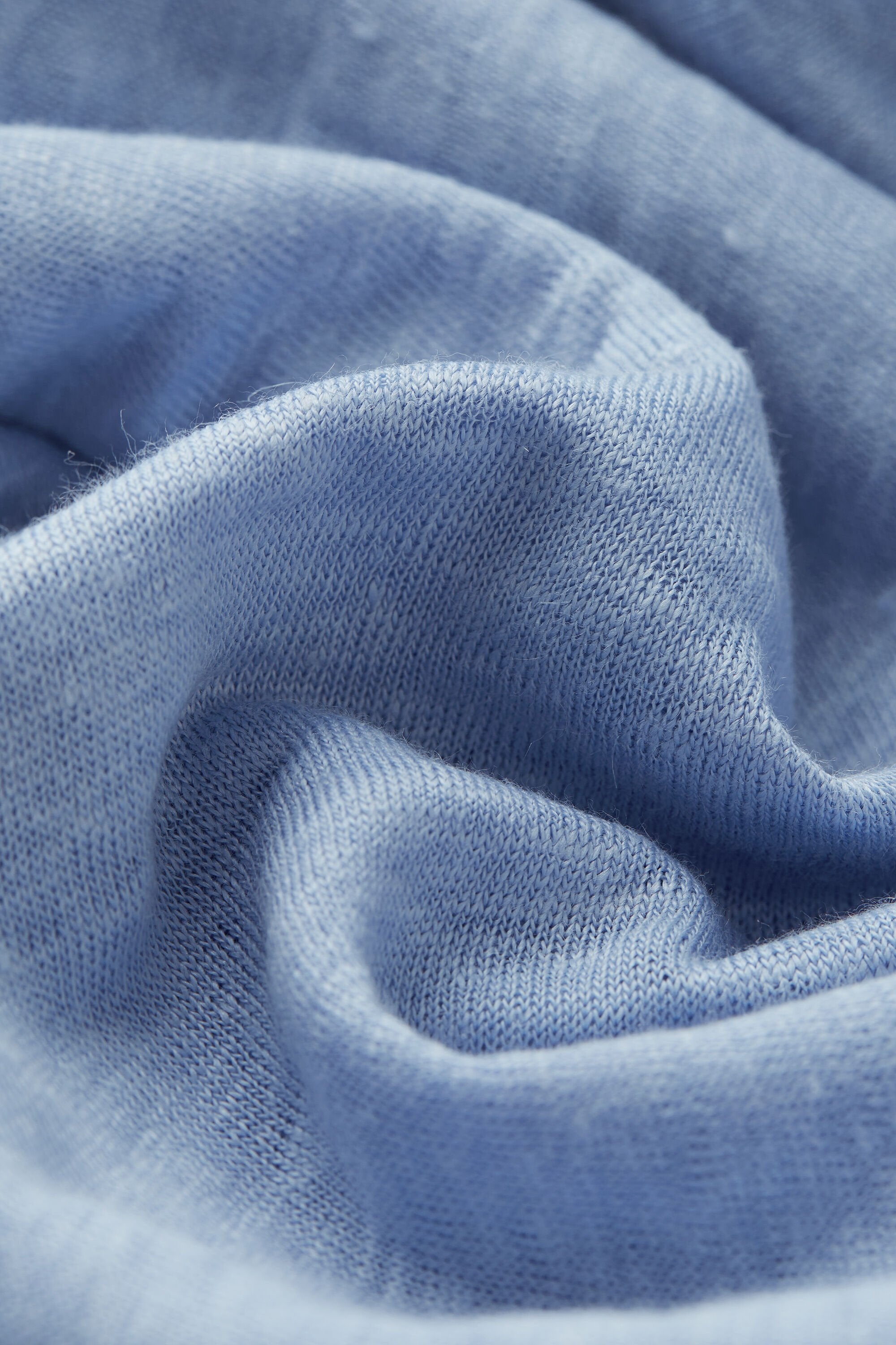 חולצה מבד פשתן עם צווארון סירה