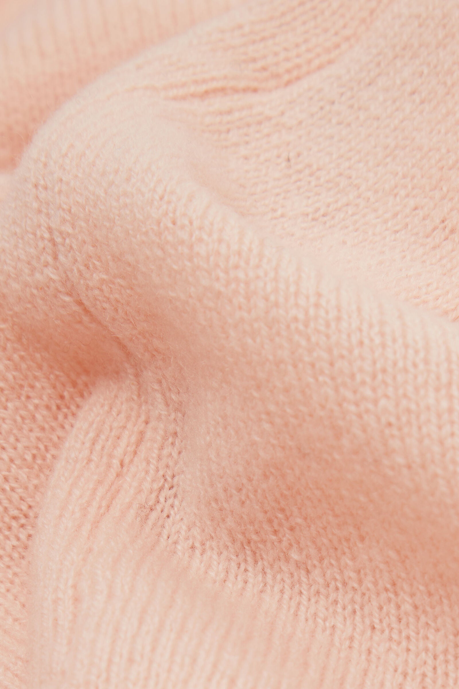 סריג קשמיר עם מחשוף סירה