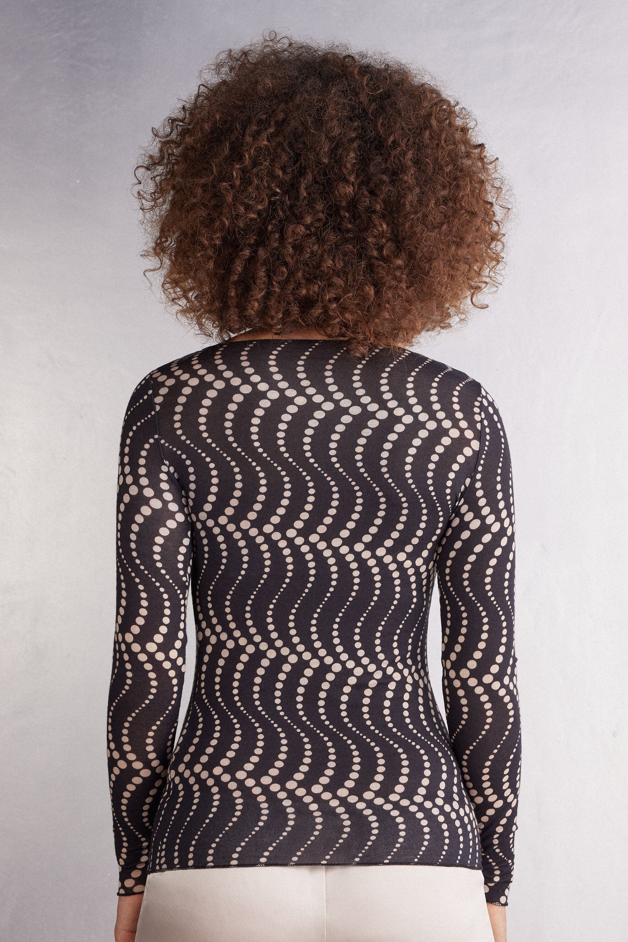 חולצת מודאל קשמיר ארוכה עם הדפס