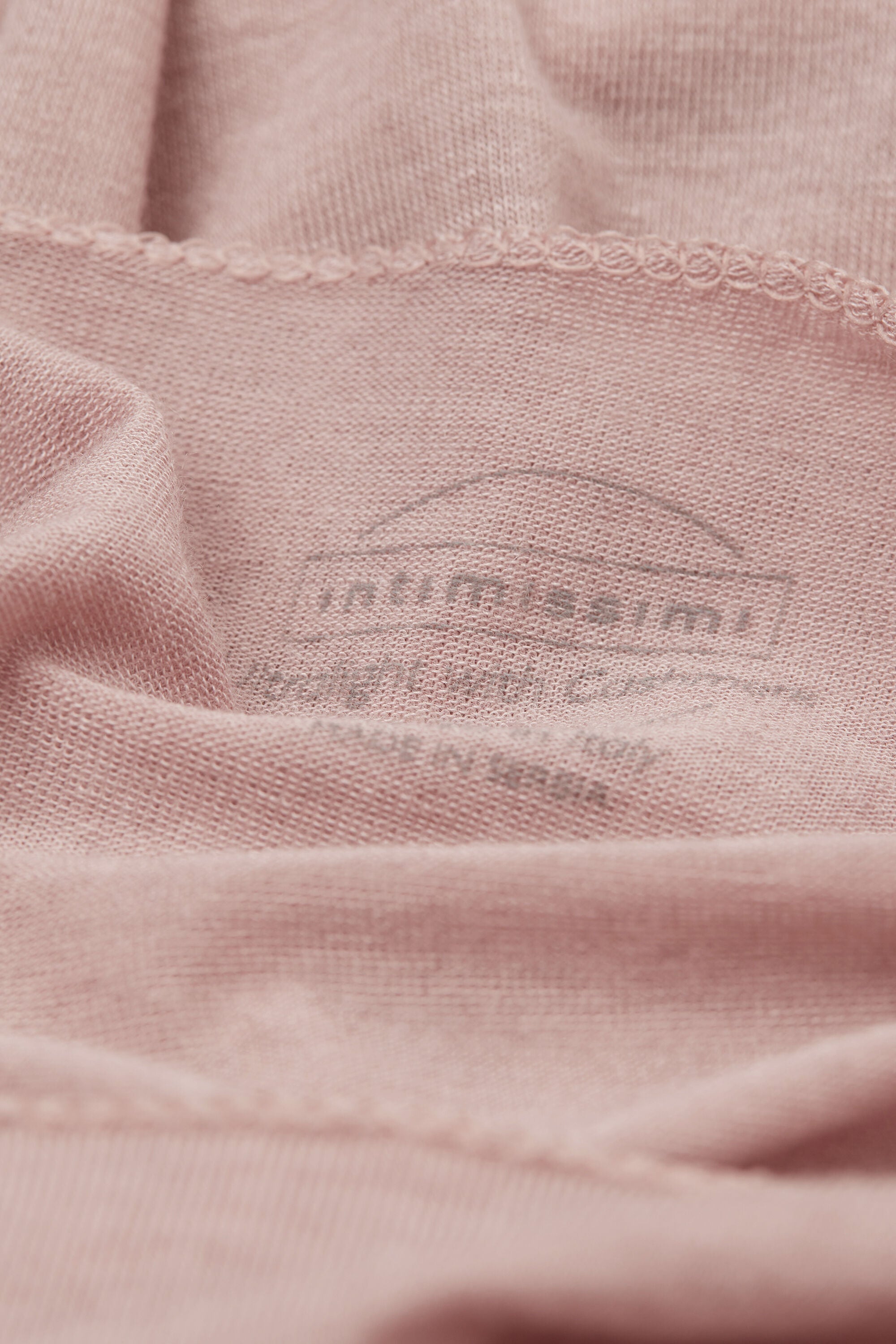 חולצת מודל קשמיר עם צווארון סירה