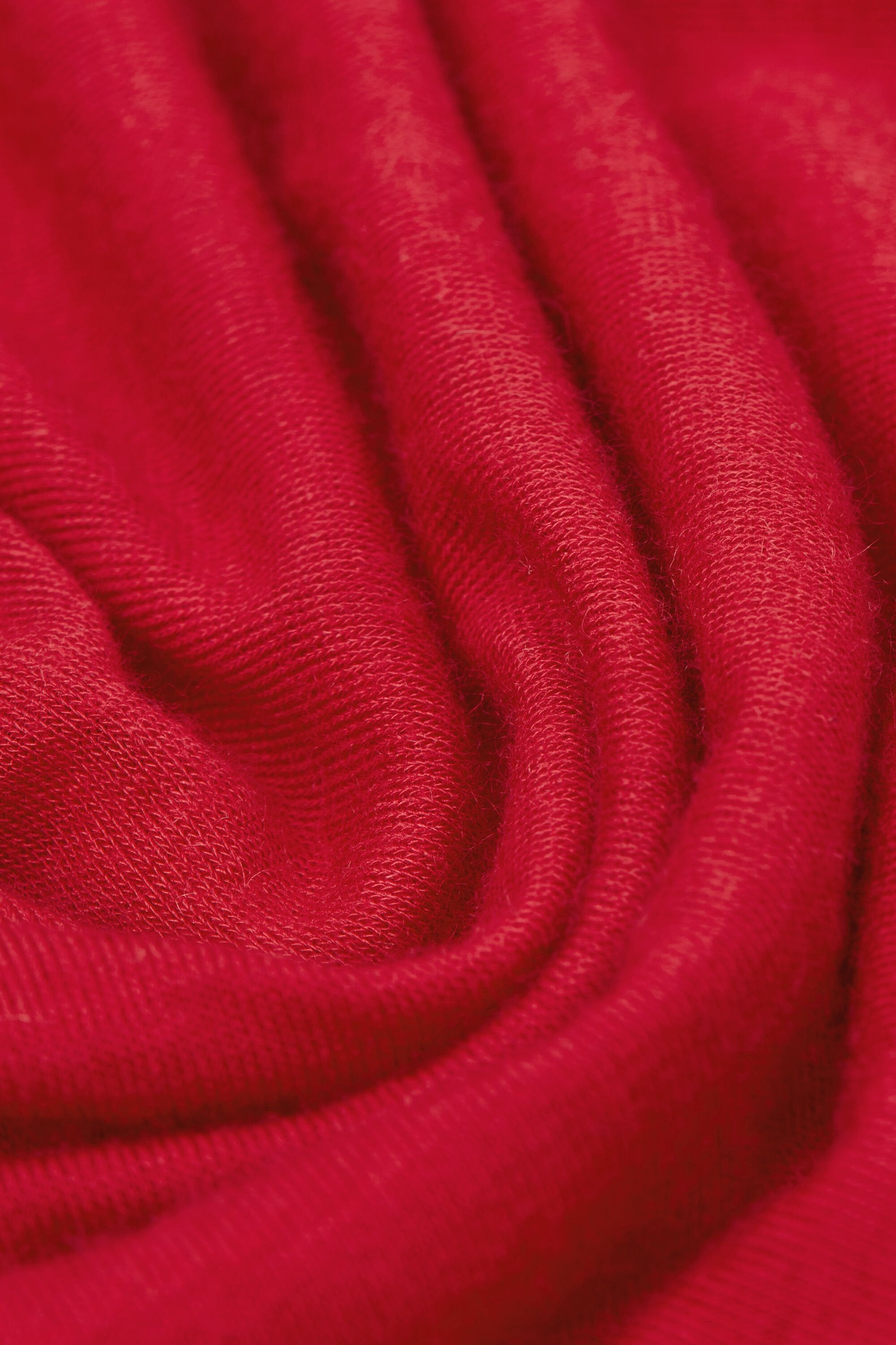 חולצת מודל קשמיר עם צווארון סירה