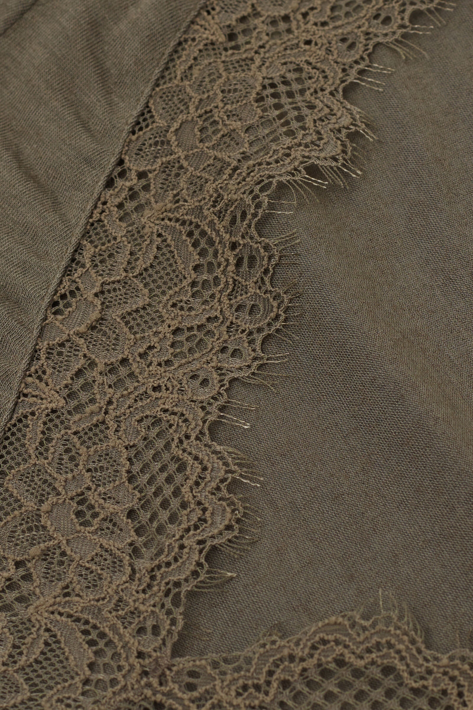 טי שירט V מבד קשמיר