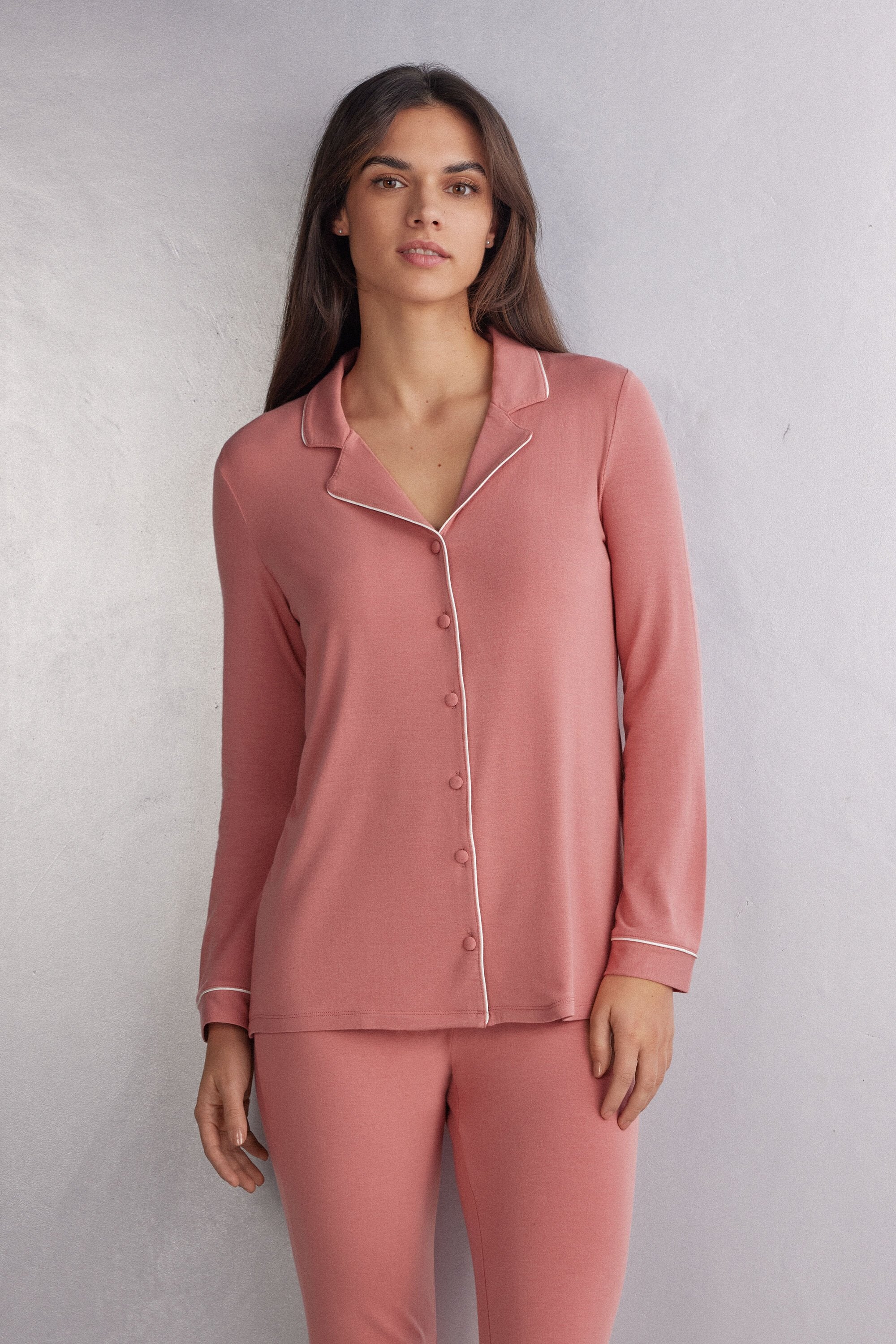 חולצת פיג'מה מכופתרת