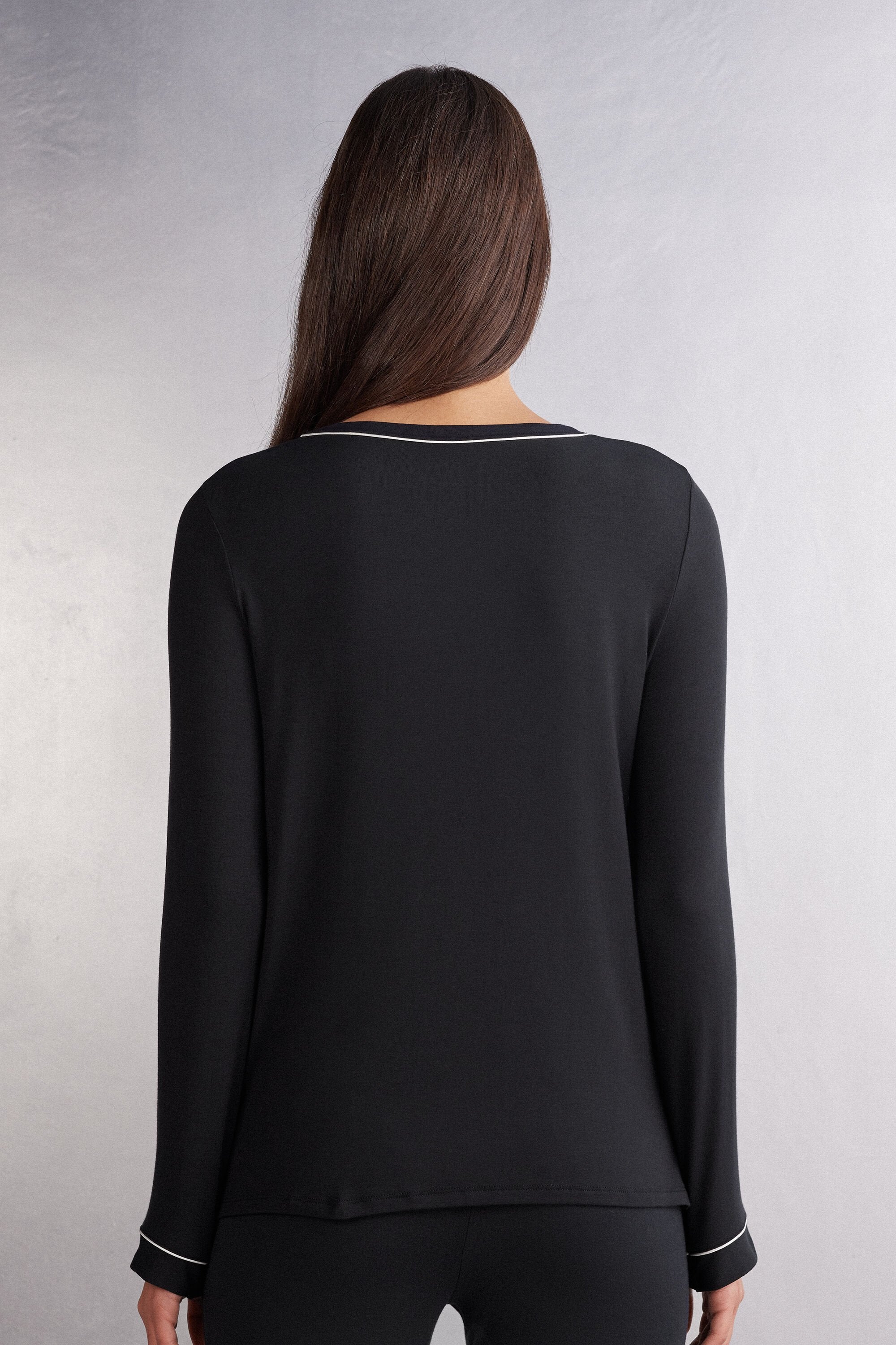 חולצה ארוכה