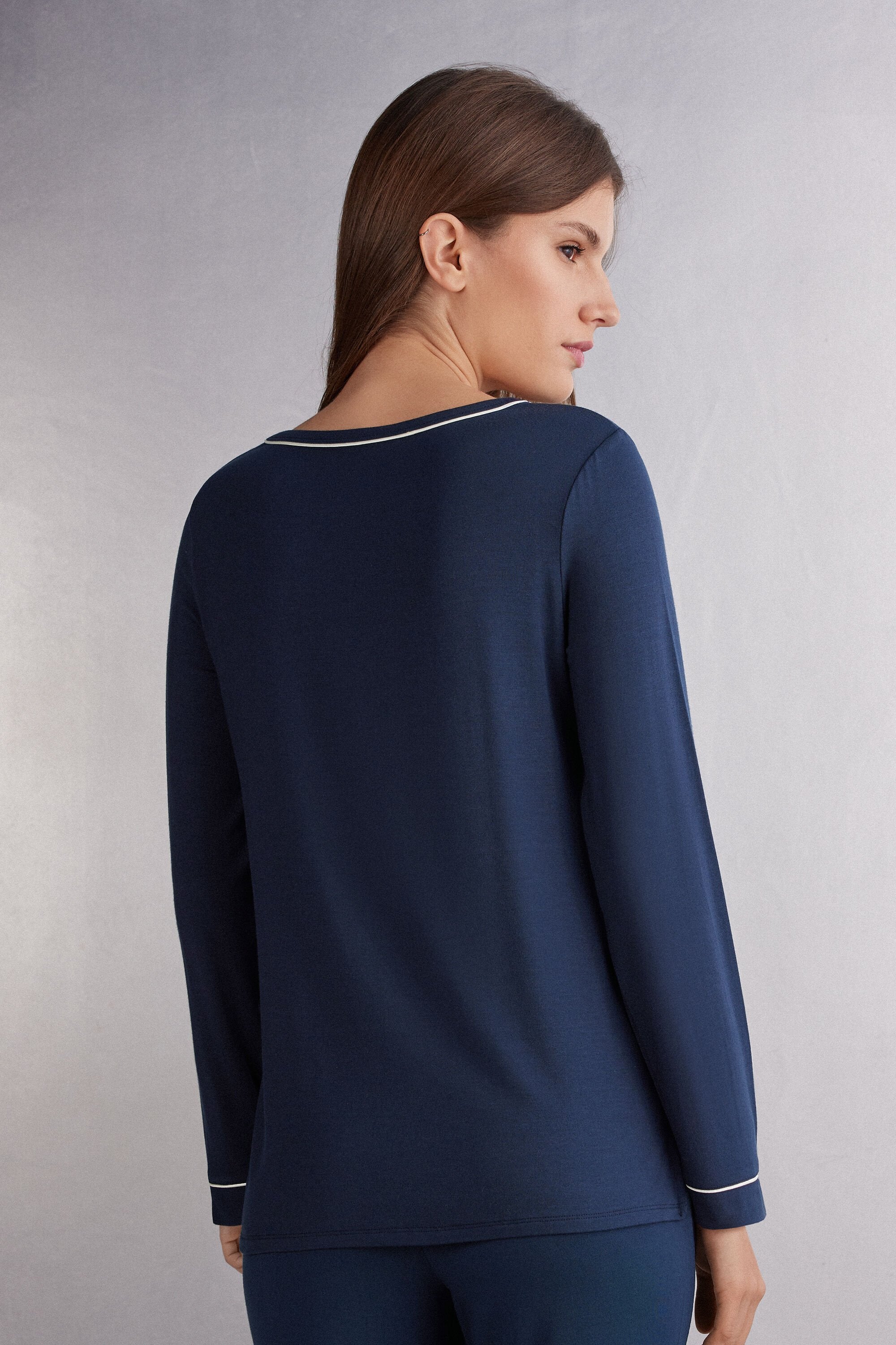 חולצה ארוכה