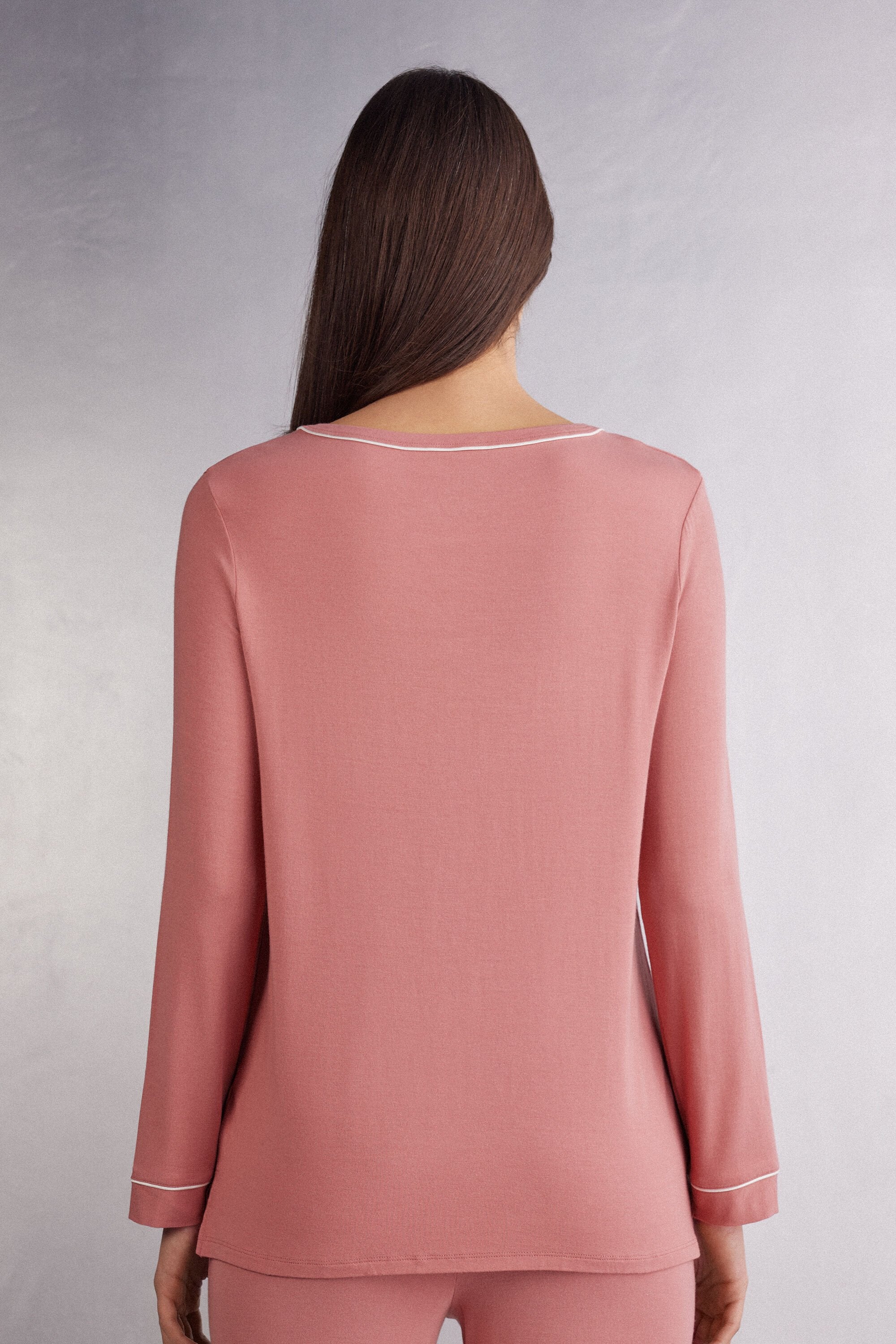 חולצה ארוכה