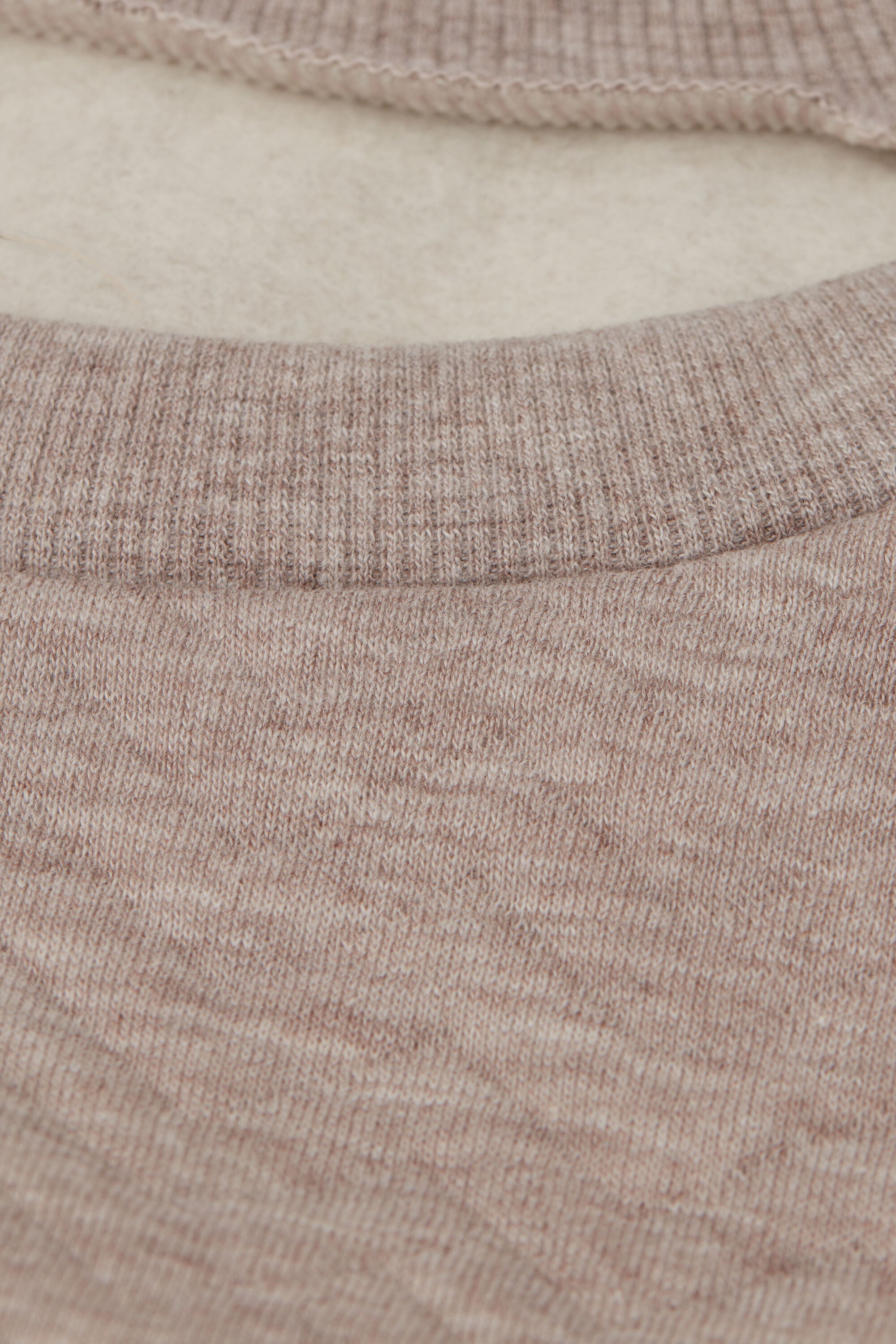 סווטשירט שברון