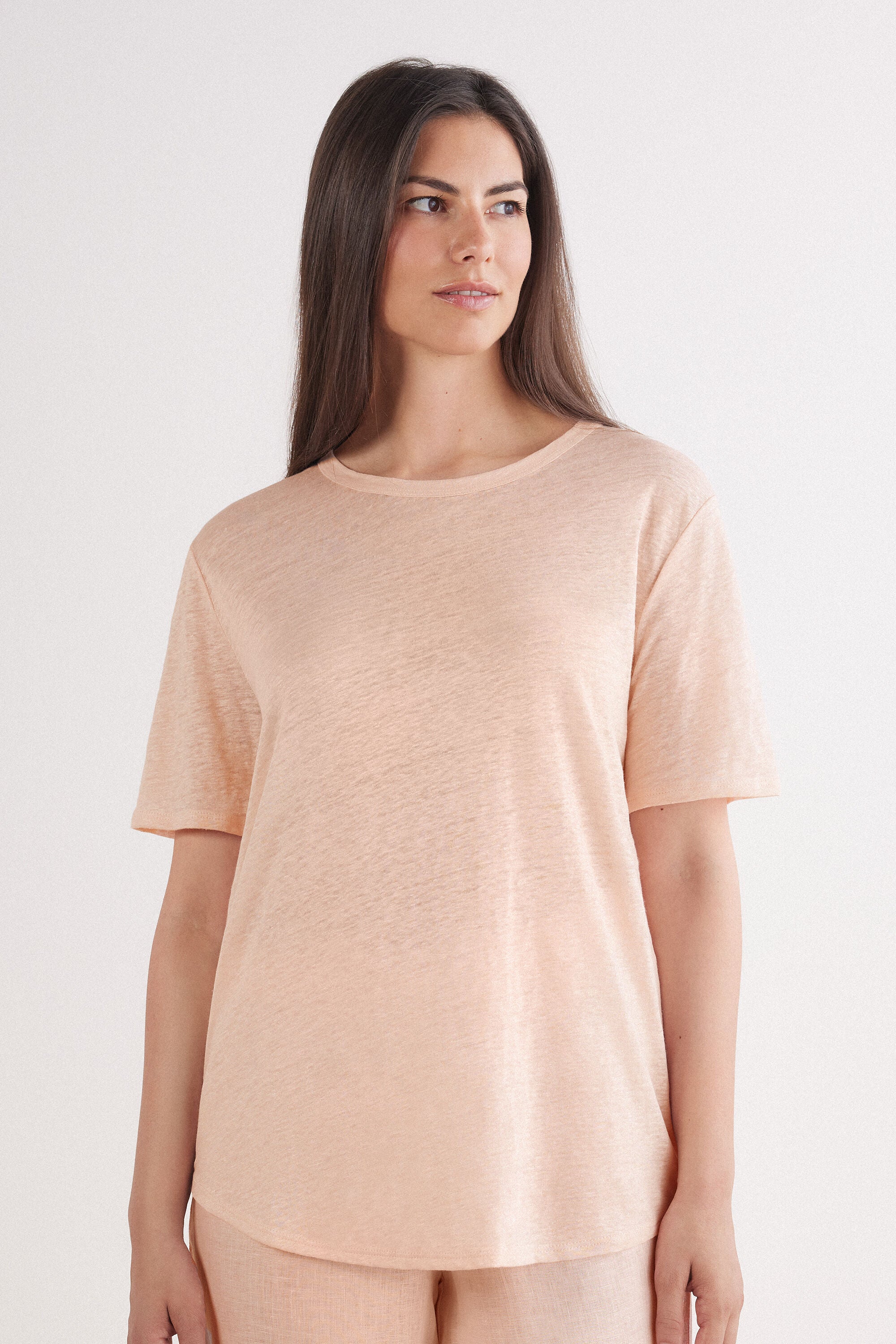 טי שירט פשתן קצרה