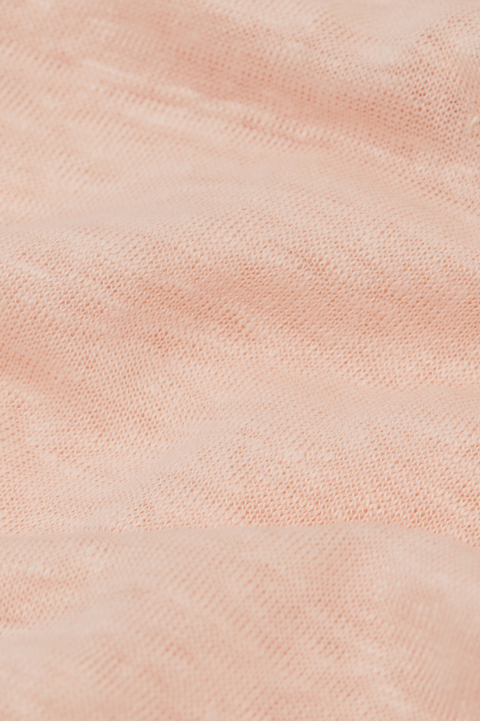 טי שירט V מבד פשתן