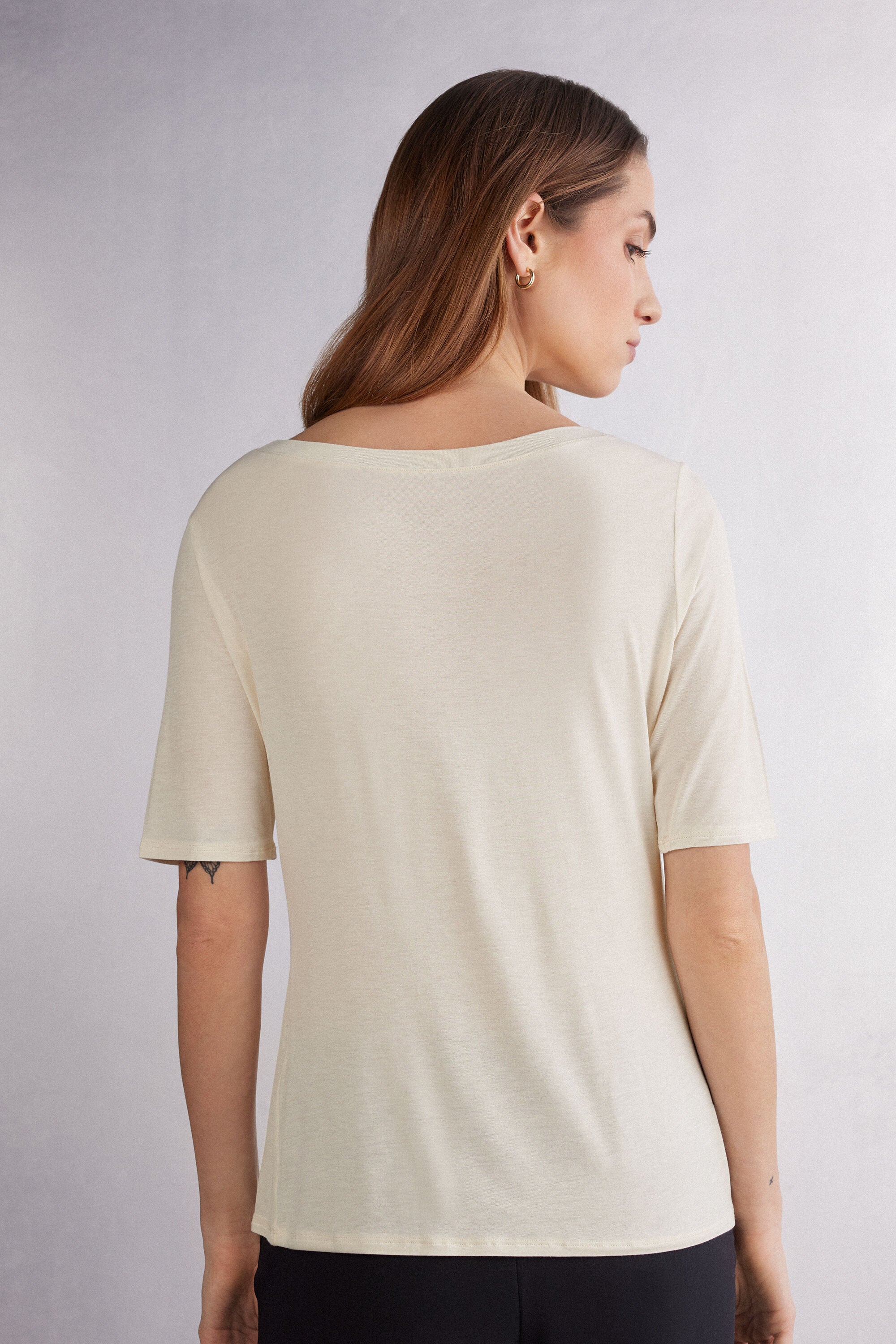 חולצת במבוק מפתח סירה