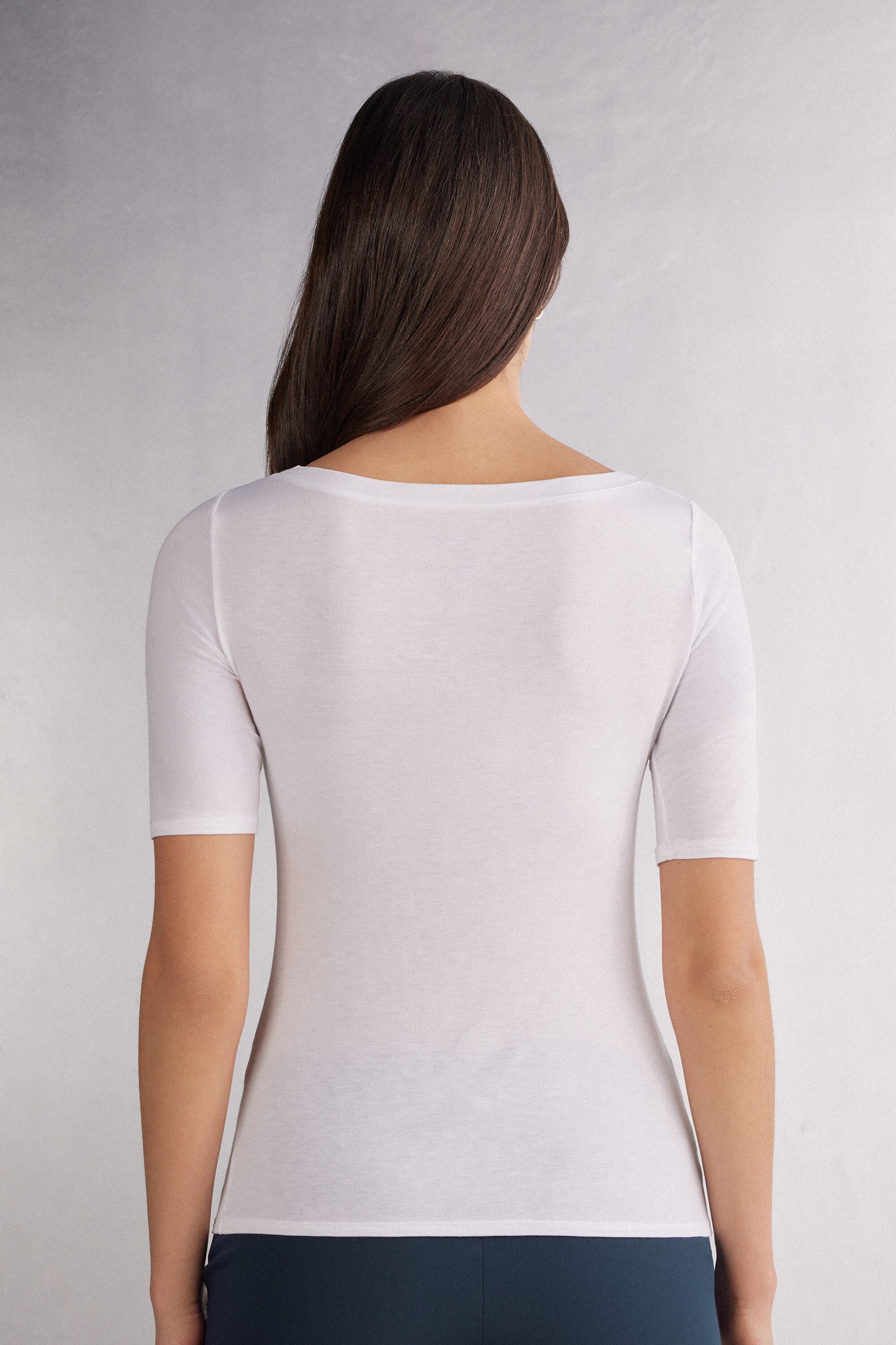 חולצת במבוק מפתח סירה