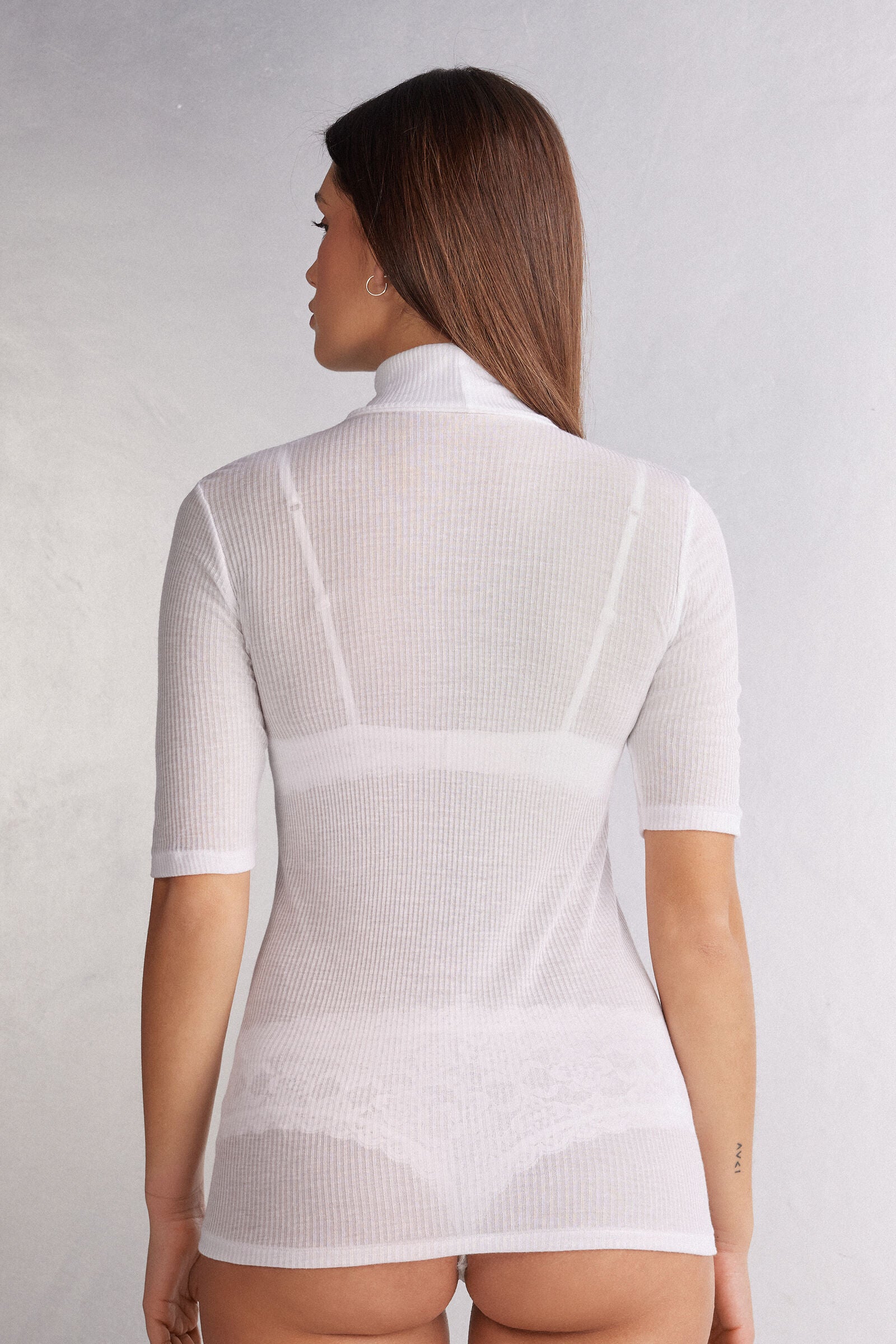 חולצת גולף מבד קשמיר