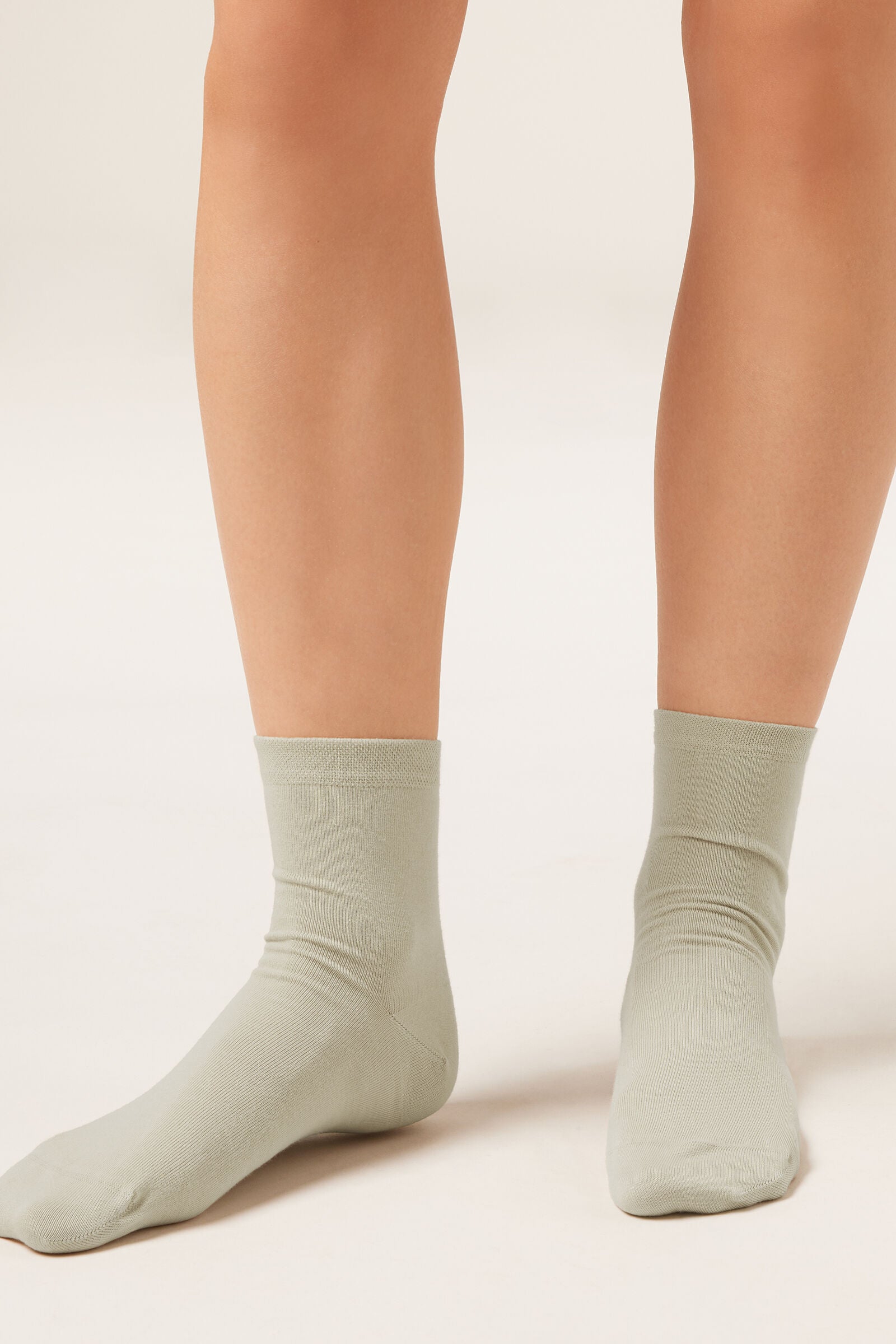 גרביים קצרות