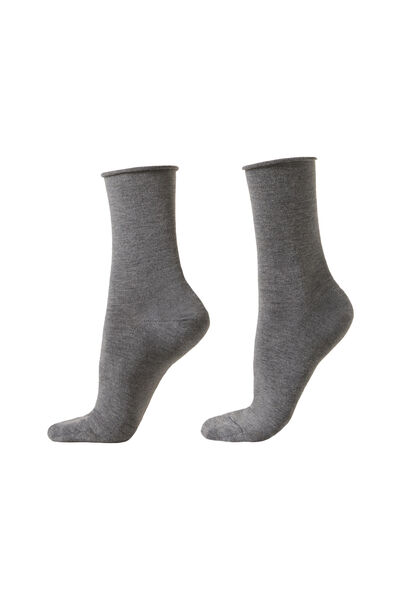 גרבי צמר קצרות