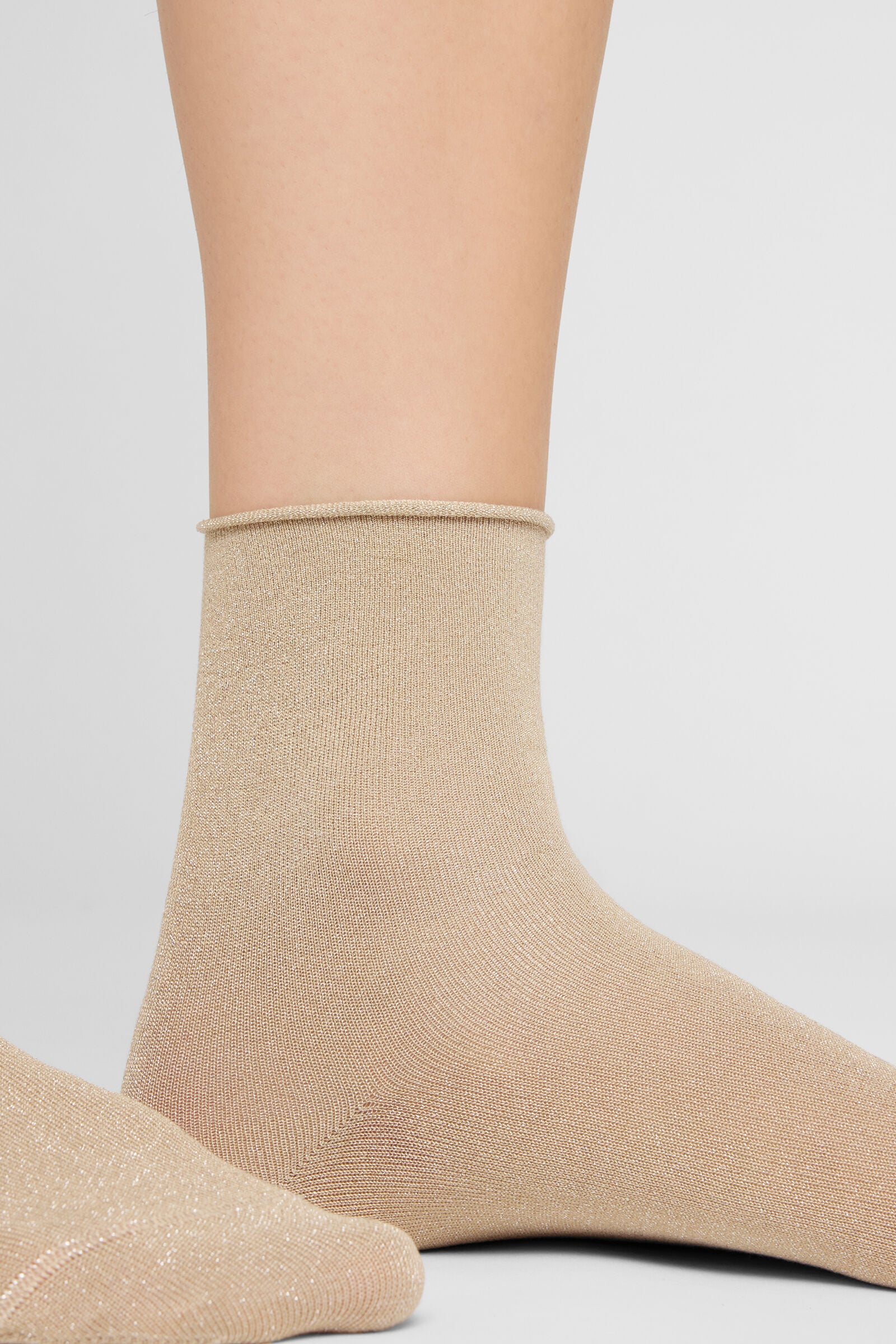 גרביים מנצנצות