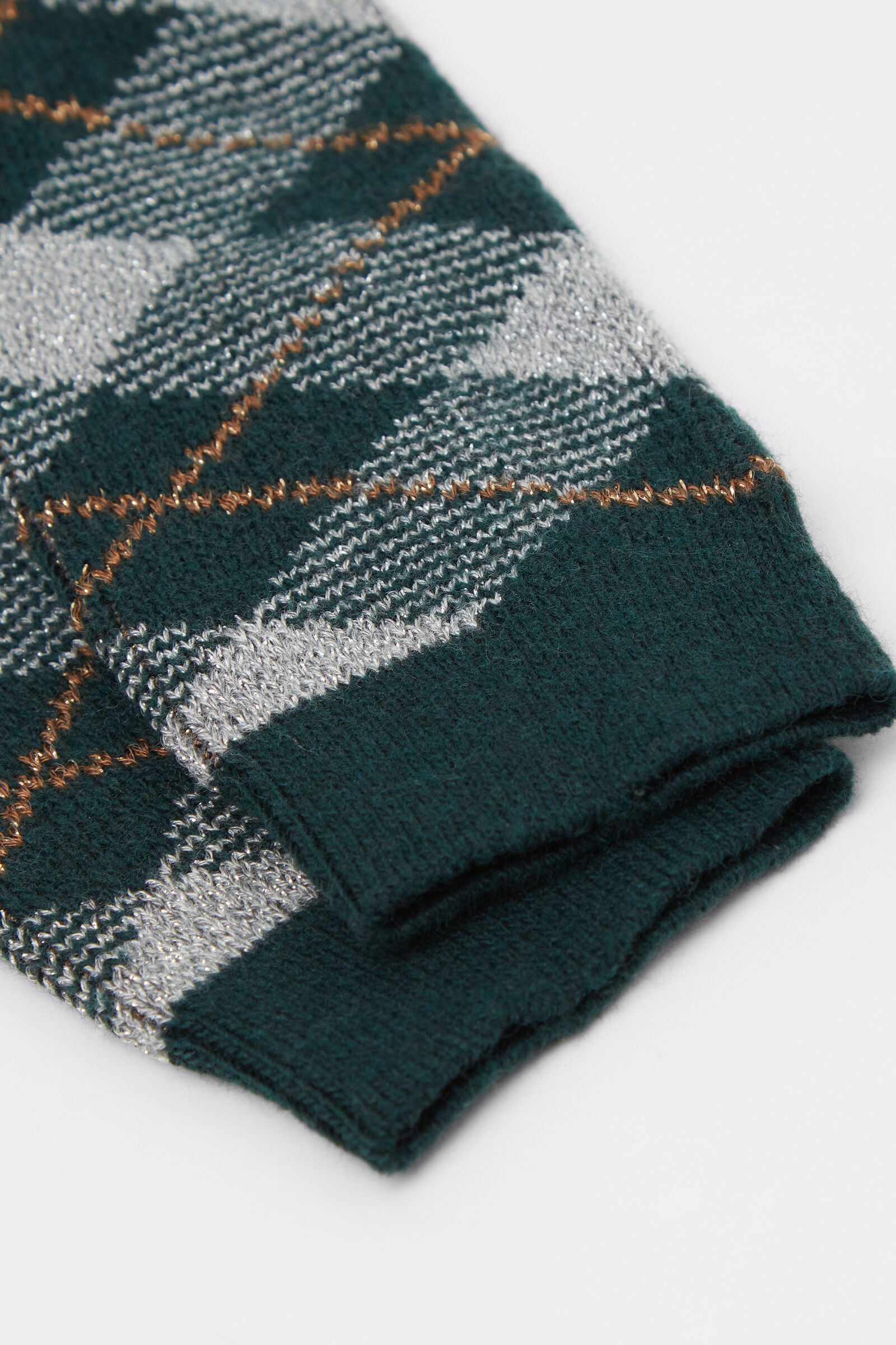 גרבי קשמיר עם משבצות Tartan