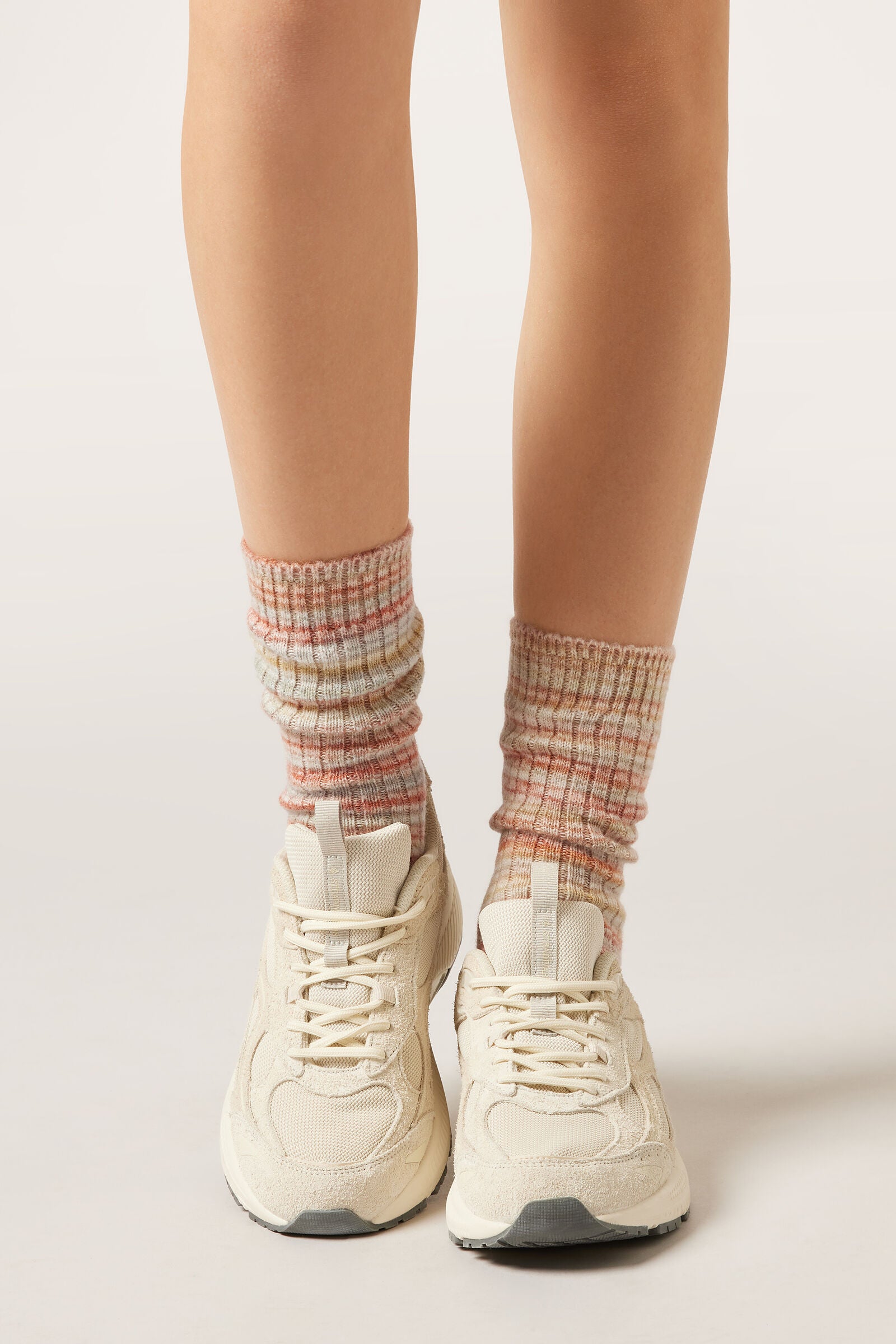 גרבי פסים רבגוניות