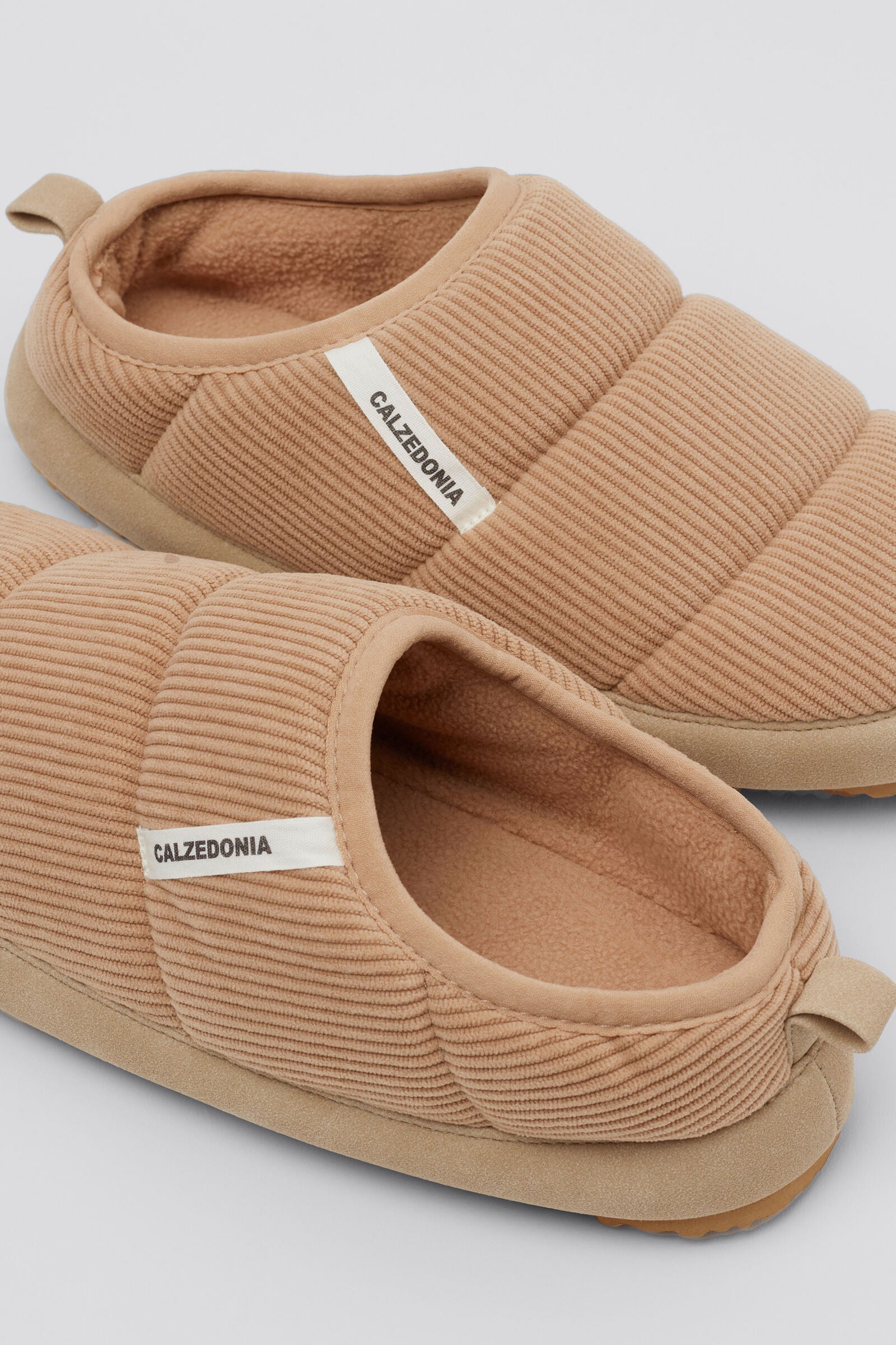 נעלי בית דמוי פרווה