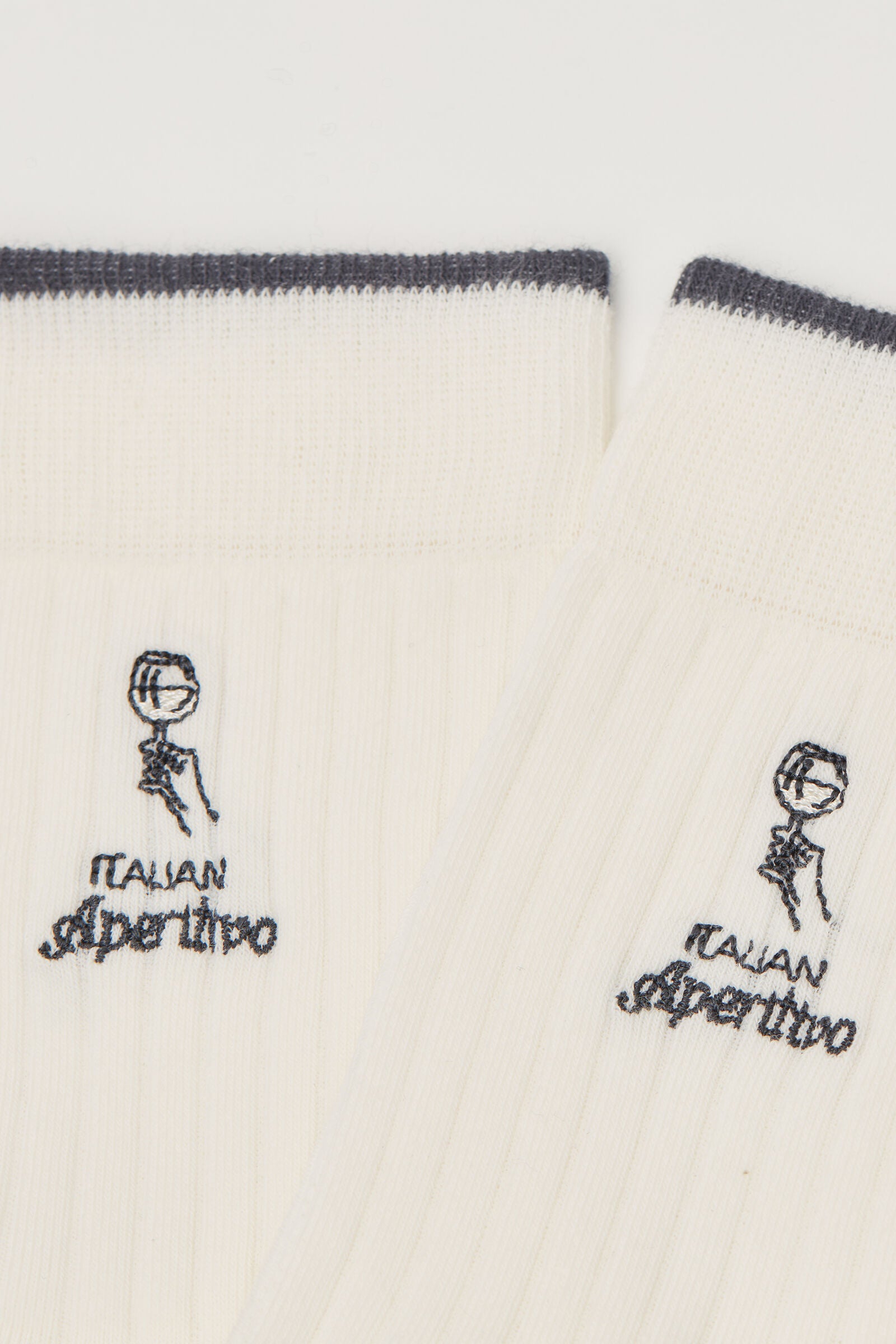 גרביים עם רקמה Italian Style